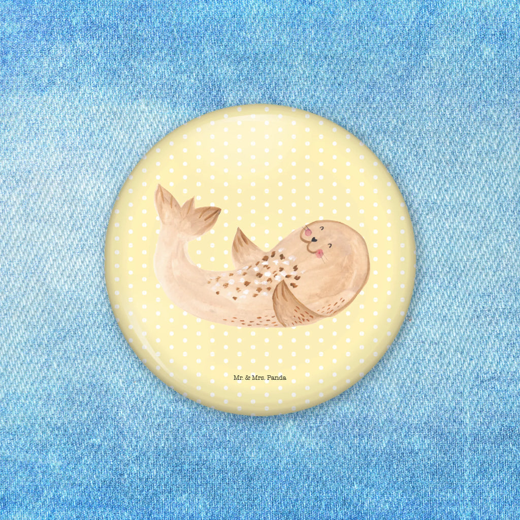 Button seal Lay Button-Emblem 50 mm, Sammlerbutton 50 mm, Button-Motiv 50 mm, Button-Kollektion 50 mm, Marketingbutton 50 mm, Vereinsbutton 50 mm, Button-Button 50 mm, Button-Set 50 mm, Ansteckbutton 50 mm, Button-Edition 50 mm, Button-Druck 50 mm, Eventbutton 50 mm, Festivalbutton 50 mm, Button Abzeichen 50 mm, Badge 50 mm, Button-Design 50 mm, Werbebutton 50 mm, Button-Anstecker 50 mm, Runde Buttons 50 mm, Button-Badge 50 mm, Button 50 mm, Button-Logo 50 mm, Button-Lieferung 50 mm, Button-Presse 50 mm, Button-Sujet 50 mm, Button-Pin 50 mm, Button-Sonderedition 50 mm, Pin-Button 50 mm, Pin 50 mm, Tiermotive, Gute Laune, lustige Sprüche, Tiere, Strand, Ostsee, Nordsee, Meerestier, Seehund, Robben, Freude, Lachen, Robbe