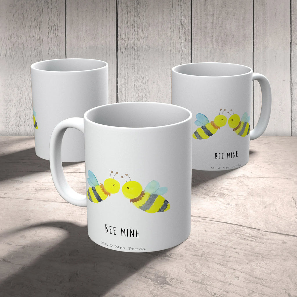 Tasse Biene Liebe design tasse, Sprüchetasse, Keramikbecher, Tasse, Henkeltasse, tasse für kaffee, kaffeebecher bedruckt, Dekotasse, Bürobecher, Teebecher, Geschenktasse, kaffeetasse keramik, Teetasse, kaffeetasse bedruckt, Kakaotasse, statement tasse, Kaffeepott, Motivtasse, Trinkbecher, Coffee Mug, kaffeebecher keramik, milchkaffeetasse, Kaffeetasse, tasse für büro, schöne tasse, Keramiktasse, Mug, Henkelbecher, Bürotasse, Designtasse, hochwertige tasse, Tasse mit Spruch, haferl, Pott, heißgetränkebecher, Teepott, Tasse mit Motiv, Trinktasse, Bedruckte Tasse, Kaffeebecher, Frühstückstasse, Frühstücksbecher, Becher, Wespe, Biene, Hummel