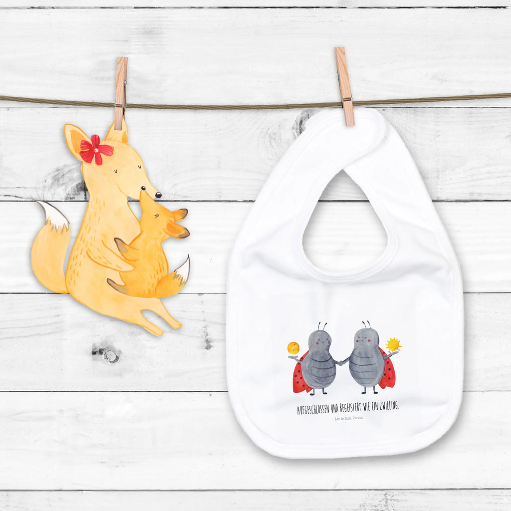 Organic Babylätzchen Sternzeichen Zwilling Halstuch Für Neugeborene, Babylätzchen, Lustiges Babylätzchen, Lätzchen Mit Spruch, Sabberlätzchen, Babylätzchen Mit Motiv, Babylätzchen Für Mädchen, Baby Halstuch, Baby Lätzchen, Babylätzchen Weich, Kleckerschutz Baby, Babylätzchen Bio Baumwolle, Babylätzchen Bunt, Babylätzchen Als Geschenk, Lätzchen Für Babys, Babylätzchen Aus Baumwolle, Spucktuch Baby, Babylätzchen Für Kita, Babylätzchen Wasserfest, Babylätzchen Waschbar, Dreieckstuch Baby, Babylätzchen Handgemacht, Babylätzchen Mit Druckknopf, Baby Latz, Babylätzchen Neutral, Babylätzchen Für Jungen, Babylätzchen Alltagstauglich, Esslätzchen Baby, Babylätzchen Design, Lätzchen Baby, Baby Esslätzchen, Babyhalstuch, Babylätzchen Mit Klettverschluss, Baby Lätzchen Set, Babylätzchen Für Beikost, Neugeborenen Lätzchen, Tierkreiszeichen, Sternzeichen, Horoskop, Astrologie, Aszendent, Geschenk Juni, Geschenk Mai, Zwilling Sternzeichen, Zwillinge, Zwillingsschwester, Zwilling Geschenk, Geburtstag Mai, Zwillingsbruder, Glückskäfer, Marienkäfer