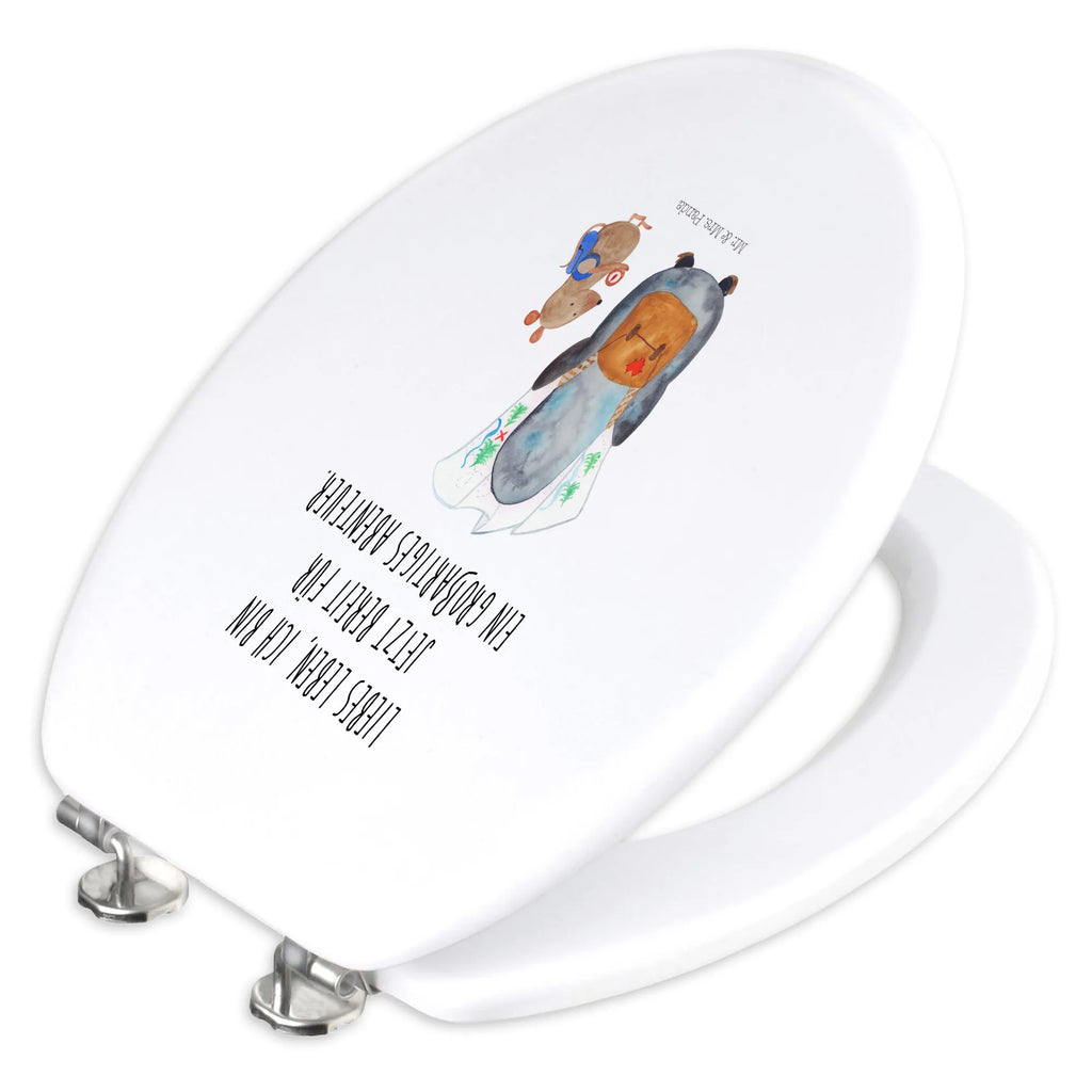 Motiv WC Sitz Pinguin & Maus Wanderer bad wc sitz, Design WC Sitz, dekor wc sitz, Toilettensitz, WC-Deckel, Toilettendeckel, motiv wc sitz, WC-Sitz, toilettensitz motiv, klobrille muster, badezimmer wc sitz, Klobrille, design toilettensitz, Klodeckel, klobrille motiv, klo deckel, design klobrille, wc sitz muster, Klositz, wc sitz motiv, WC Sitz, Pinguin, Ausflug, Pinguine, Wandern, Abenteuer, Abenteurer, Roadtrip, Wanderlust