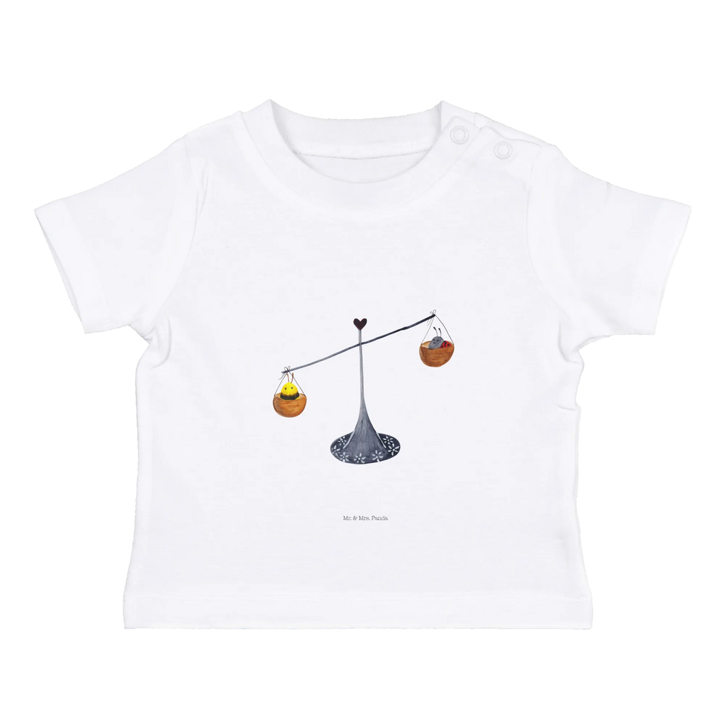 Organiczna koszulka dla niemowląt Znak zodiaku waga Baby Pullover, Baby Shirt, Baby Shirt Mit Aufdruck, Baby Bio Shirt, Baby Shirt Geschenk, Baby Shirt Junge, Baby Top, Baby Hemd, Baby Shirt Erstausstattung, Baby Shirt Neutral, Baby Shirt Mädchen, Baby Sweatshirt, Baby Shirt Mit Spruch, Baby Jerseyshirt, Baby Shirt Zur Geburt, Baby Oberteil, Baby Shirt Weiß, Baby Shirt Gestreift, Baby T-Shirt, Baby Shirt Mit Motiv, Süßes Baby Shirt, Baby Baumwollshirt, Baby Shirt Klassisch, Baby Shirt Alltag, Baby Langarmshirt, Baby Kurzarmshirt, Baby Shirt Modern, Baby Shirt Grau, Baby Shirt Unisex, Baby Shirt Bunt, Lustiges Baby Shirt, Baby Shirt Pastell, Tierkreiszeichen, Sternzeichen, Horoskop, Astrologie, Aszendent, Hummel, Waage Sternzeichen, Waage Geschenk, Geburtstag September, Waage, Marienkäfer, Geschenk September, Geschenk Oktober, Geburtstag Oktober, Biene, Gleichgewicht