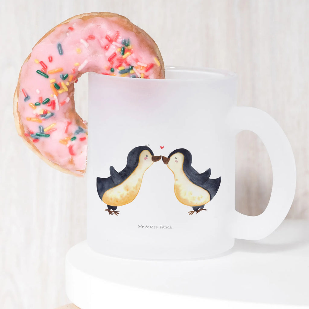 Teetasse Pinguin Liebe tasse glas, Tasse Für Tee, Glas Teebecher, Glasbecher, Trinkglas, Tee Tasse, Becher, getränkeglas, Teegläser, Teetasse, becher für tee, Tasse, Große Teetasse, Teetasse aus Glas, Teeglas, becher glas, glastasse, Teetasse Glas, Freundin, Freund, Liebe, Liebesgeschenk, Jahrestag, Verlobung, Partner, Ehemann, Ehefrau, Heiraten, Heiratsantrag, Hocheitstag, Paar, Hochzeit, Gastgeschenk, Geschenk Freund, Pinguine, Pärchen. Liebespaar, Hochzeitstag, Love, Geschenk Freundin, Geschenkidee, Pinguinpaar, Pinguin, Pinguin Paar, Verlobter, Geschenk Hochzeitstag, Verlobte, Pinguin Liebe, Liebesspruch, Liebesbeweis