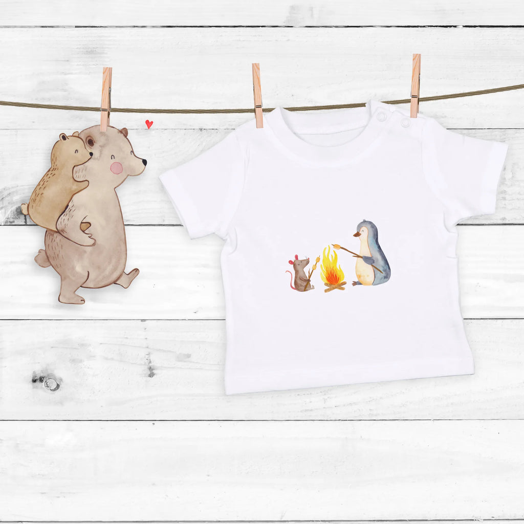Organiczna koszulka dla niemowląt pingwin ognisko Baby T-Shirt, Jungen Baby T-Shirt, Mädchen Baby T-Shirt, Shirt, Pinguin, Maus, Pinguine, Lagerfeuer, Leben, Arbeit, Job, Motivation, Büro, Büroalltag, Lebensspruch, Lebensmotivation, Neustart, Liebe, grillen, Feuer, Marshmallows