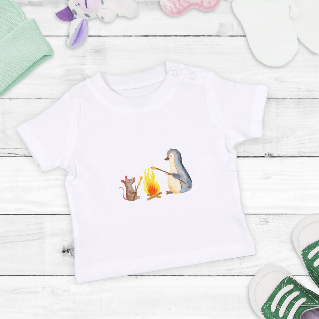 Organiczna koszulka dla niemowląt pingwin ognisko Baby T-Shirt, Jungen Baby T-Shirt, Mädchen Baby T-Shirt, Shirt, Pinguin, Maus, Pinguine, Lagerfeuer, Leben, Arbeit, Job, Motivation, Büro, Büroalltag, Lebensspruch, Lebensmotivation, Neustart, Liebe, grillen, Feuer, Marshmallows