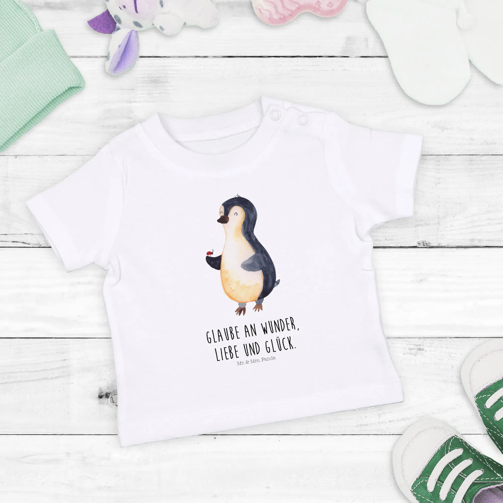 Organiczna koszulka dla niemowląt Pingwin biedronka Baby Shirt Bunt, Baby Shirt Mit Spruch, Baby Shirt Klassisch, Baby Shirt Mädchen, Baby Oberteil, Baby Shirt Gestreift, Baby Shirt Pastell, Baby Shirt Mit Motiv, Baby Langarmshirt, Baby Shirt Alltag, Baby Shirt Zur Geburt, Baby Shirt Unisex, Baby Sweatshirt, Baby Shirt Grau, Baby Top, Baby Pullover, Baby Kurzarmshirt, Baby Shirt Junge, Baby Shirt Weiß, Baby Shirt, Baby Shirt Erstausstattung, Baby Bio Shirt, Baby Baumwollshirt, Baby Hemd, Baby T-Shirt, Baby Shirt Neutral, Baby Jerseyshirt, Baby Shirt Modern, Süßes Baby Shirt, Baby Shirt Mit Aufdruck, Baby Shirt Geschenk, Lustiges Baby Shirt, Pinguin, Marienkäfer, Wunder, Glück, Lebensfreude, Pinguine, Freude, Liebe