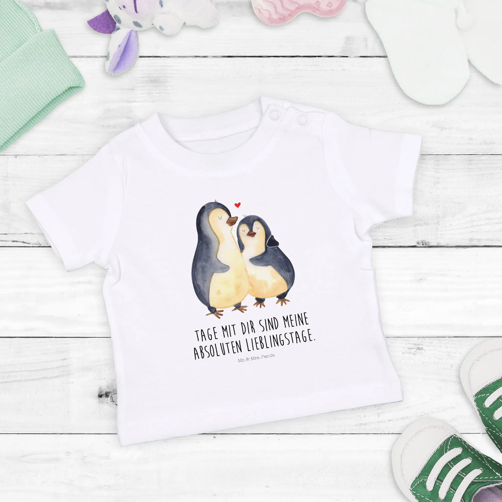 Organiczna koszulka dla niemowląt Pingwin przytulać Baby Hemd, Baby Shirt Mit Spruch, Süßes Baby Shirt, Baby Bio Shirt, Baby Shirt Bunt, Baby Shirt Grau, Baby Shirt Unisex, Baby Shirt Klassisch, Baby Sweatshirt, Baby Pullover, Baby Baumwollshirt, Baby Shirt Mädchen, Baby Jerseyshirt, Baby Shirt Zur Geburt, Baby Kurzarmshirt, Baby Shirt Mit Aufdruck, Baby Shirt Gestreift, Lustiges Baby Shirt, Baby Oberteil, Baby Shirt Alltag, Baby Shirt Junge, Baby Shirt Pastell, Baby Shirt Erstausstattung, Baby Shirt, Baby T-Shirt, Baby Top, Baby Shirt Neutral, Baby Shirt Weiß, Baby Langarmshirt, Baby Shirt Modern, Baby Shirt Mit Motiv, Baby Shirt Geschenk, Pinguin, Liebespaar, Hochzeitstag, Liebesbeweis, Hochzeit, Hochzeitsgeschenk, Verlobung, Jahrestag, Liebesgeschenk, Liebe