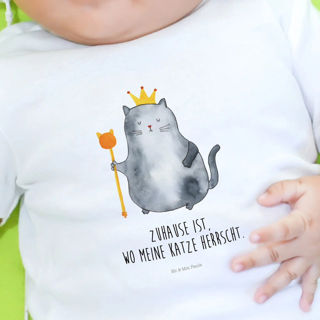 Organiczna koszulka dla niemowląt kot Król Baby Shirt Junge, Baby Top, Baby Shirt Unisex, Baby Shirt Zur Geburt, Baby Sweatshirt, Baby Pullover, Baby Shirt Mit Spruch, Baby Bio Shirt, Baby Shirt Alltag, Baby T-Shirt, Baby Shirt Neutral, Süßes Baby Shirt, Baby Shirt Klassisch, Baby Shirt Weiß, Baby Shirt Gestreift, Baby Shirt Erstausstattung, Baby Jerseyshirt, Baby Shirt Modern, Baby Hemd, Baby Shirt Grau, Baby Shirt Mädchen, Baby Shirt Mit Motiv, Baby Shirt Bunt, Baby Shirt Geschenk, Baby Kurzarmshirt, Baby Shirt, Baby Langarmshirt, Baby Shirt Pastell, Lustiges Baby Shirt, Baby Baumwollshirt, Baby Shirt Mit Aufdruck, Baby Oberteil, Katzenmotiv, Katze, Katzenfan, Katzendeko, Katzenfreund, Katzenliebhaber, Katzenprodukte, Katzenartikel, Katzenaccessoires, Katzensouvenirs, Katzenliebhaberprodukte, Katzenmotive, Wohnung, Cats, Katzenbesitzerin, Erste Eigenen Wohnung, Queen, Cat, König, Königin, Mietzhaus, Mietze, Katzen, Haustier, Familie, Katzenhalter, Einzug, Umzug, Kater