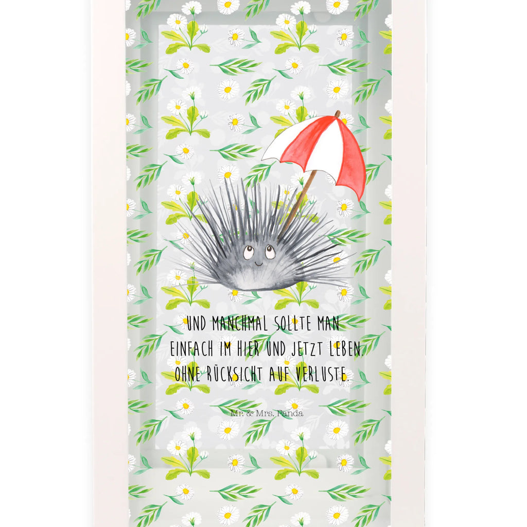 Deko Laterne Seeigel Hängeleuchte, Kerzenlaterne, Laterne Landhausstil, LED-Laterne, Laterne Romantisch, Teelichthalter Laterne, Laterne Skandinavisch, Innenraum-Laterne, Laterne Vintage, Deko Laterne, Laterne Mit Blumenmotiv, Hängelaterne Deko, Laterne Mit Griff, Metalllaterne, Laterne Pastellfarben, Tischlaterne, Laterne Zum Stellen, Laterne Modern, Laterne Mit Sternenmuster, Laterne Klein, Outdoor-Laterne, Terrasse-Laterne, Laterne Beleuchtet, Glaslaterne, Laterne Mit Muster, Laterne Wind- und Wetterfest, Windlicht, Laterne Maritim, Metall Laterne, Laterne Weiß, Laterne Deko, Laternenwindlicht, Laternenlicht, Laterne Zum Hängen, Lichterlaterne, Laterne Mit Spiegelglas, Laterne Klassisch, Laterne Orientalisch, Laterne Spülmaschinenfest (Glas), Leuchten, Dekolaterne, Laterne Rustikal, Laterne Shabby Chic, Laterne Mit Motiv, Laternen-Set, Laterne Minimalistisch, Lichterkettenlaterne, Windlichtlaterne, Holzlaterne, Laterne XXL, Urlaub, Meerestiere, Meer, Selbstliebe, Selbstakzeptanz, Leben, Achtsamkeit, Lebe, Hier und Jetzt, Seeigel