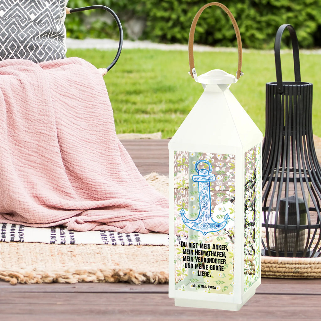 Decorative lantern anchor Blue Hängelaterne Deko, Laterne Wind- und Wetterfest, Kerzenlaterne, Laterne Pastellfarben, Hängeleuchte, Windlicht, Laterne Landhausstil, Laterne XXL, Laterne Modern, Laterne Rustikal, Laterne Vintage, Outdoor-Laterne, Laterne Klassisch, Metall Laterne, Glaslaterne, Laterne Deko, Laterne Skandinavisch, Laterne Shabby Chic, Laterne Mit Motiv, Teelichthalter Laterne, Laterne Weiß, Holzlaterne, Metalllaterne, Laternen-Set, Lichterkettenlaterne, Laternenlicht, Laterne Mit Spiegelglas, Terrasse-Laterne, Laterne Spülmaschinenfest (Glas), Laterne Klein, Laterne Zum Hängen, Laterne Zum Stellen, Tischlaterne, Laterne Mit Muster, Laterne Mit Blumenmotiv, Deko Laterne, Laterne Minimalistisch, Lichterlaterne, Laterne Beleuchtet, Laterne Maritim, Laterne Orientalisch, Leuchten, Dekolaterne, Laternenwindlicht, LED-Laterne, Windlichtlaterne, Innenraum-Laterne, Laterne Mit Griff, Laterne Romantisch, Laterne Mit Sternenmuster, Gute Laune, Tiermotive, Tiere, Lustige Sprüche