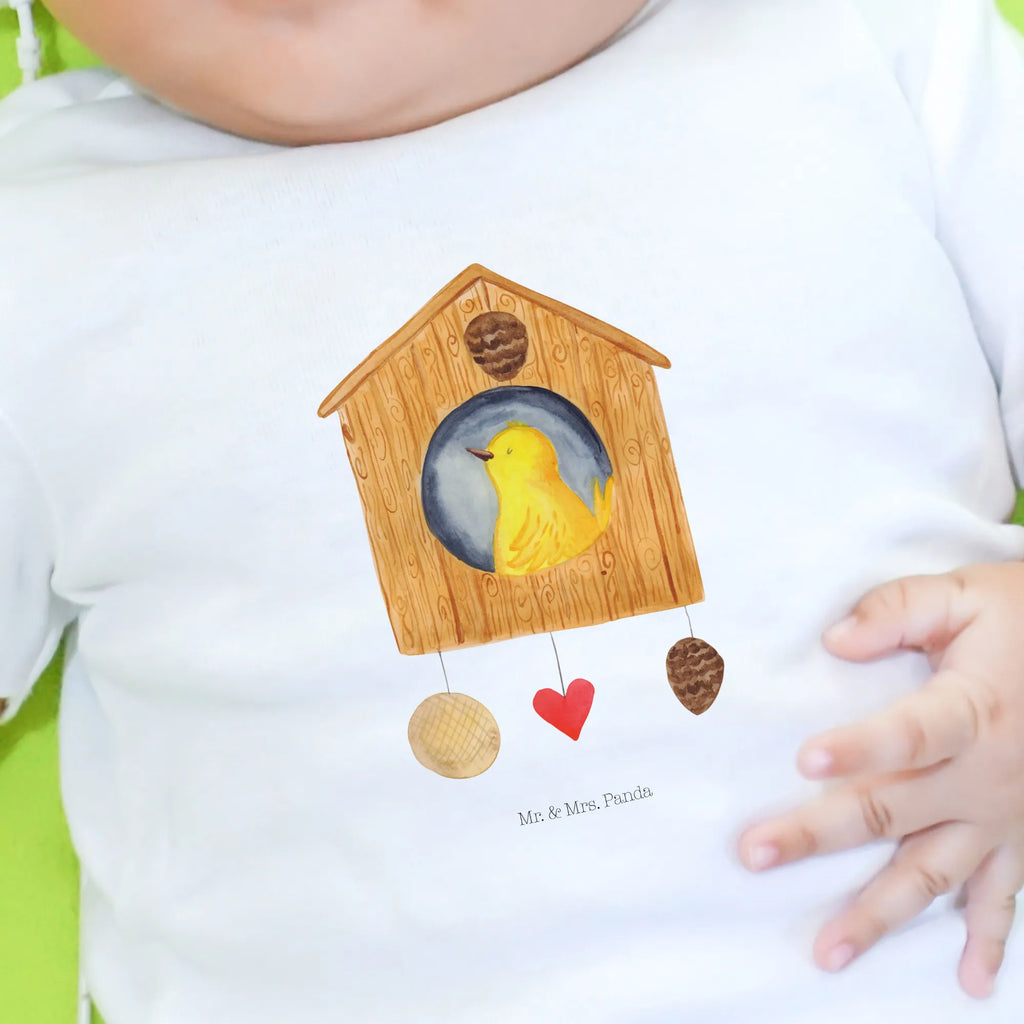 Organic Baby Shirt Vogelhaus Home Baby Baumwollshirt, Baby Shirt Erstausstattung, Baby Oberteil, Baby Shirt Pastell, Baby Shirt Bunt, Baby Shirt Mit Spruch, Baby Shirt Klassisch, Baby Shirt Alltag, Baby Shirt Grau, Baby Shirt, Süßes Baby Shirt, Baby Langarmshirt, Lustiges Baby Shirt, Baby Shirt Mit Aufdruck, Baby Shirt Gestreift, Baby Shirt Neutral, Baby Shirt Geschenk, Baby Shirt Zur Geburt, Baby Shirt Mit Motiv, Baby Jerseyshirt, Baby Top, Baby T-Shirt, Baby Pullover, Baby Kurzarmshirt, Baby Shirt Modern, Baby Sweatshirt, Baby Shirt Junge, Baby Shirt Unisex, Baby Bio Shirt, Baby Hemd, Baby Shirt Weiß, Baby Shirt Mädchen, Lustige Sprüche, Tiermotive, Tiere, Gute Laune, Hausbau, Einzug, Vogel, Geschenk, Home Sweet Home, Einzugsgeschenk, Vogelhaus, Haus, Umzug
