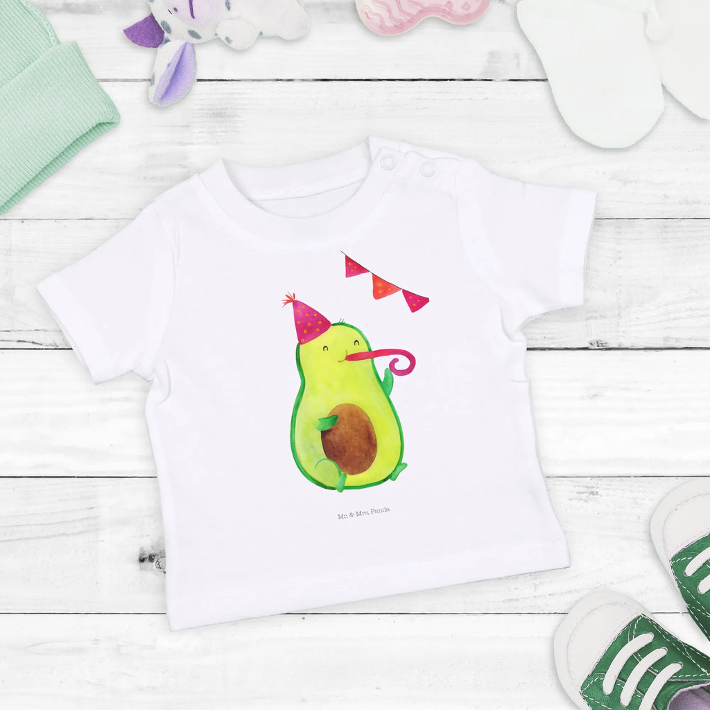 Organic Baby Shirt avocado Birthday Baby Shirt Bunt, Baby Oberteil, Baby Shirt, Süßes Baby Shirt, Baby Shirt Mädchen, Baby Langarmshirt, Baby Kurzarmshirt, Baby Top, Baby Hemd, Baby Shirt Zur Geburt, Baby T-Shirt, Baby Shirt Gestreift, Baby Shirt Klassisch, Baby Shirt Modern, Baby Shirt Weiß, Baby Baumwollshirt, Baby Shirt Neutral, Baby Shirt Mit Aufdruck, Baby Shirt Unisex, Baby Shirt Pastell, Baby Shirt Grau, Lustiges Baby Shirt, Baby Shirt Erstausstattung, Baby Shirt Junge, Baby Sweatshirt, Baby Jerseyshirt, Baby Shirt Mit Spruch, Baby Bio Shirt, Baby Shirt Alltag, Baby Shirt Geschenk, Baby Pullover, Baby Shirt Mit Motiv, Gesund, Vegan, Veggie, Avocado