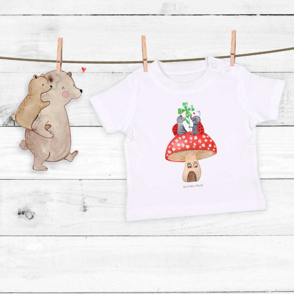 Organic Baby Shirt Marienkäfer Fliegenpilz Baby Shirt Grau, Baby Pullover, Baby Hemd, Baby Shirt Zur Geburt, Baby Shirt Mit Spruch, Baby Shirt Erstausstattung, Baby Shirt Alltag, Baby Shirt Junge, Baby Shirt Mit Motiv, Lustiges Baby Shirt, Baby Kurzarmshirt, Baby Shirt Pastell, Baby Shirt, Baby T-Shirt, Baby Shirt Mädchen, Süßes Baby Shirt, Baby Oberteil, Baby Shirt Unisex, Baby Shirt Geschenk, Baby Shirt Bunt, Baby Shirt Modern, Baby Langarmshirt, Baby Bio Shirt, Baby Shirt Weiß, Baby Top, Baby Sweatshirt, Baby Shirt Neutral, Baby Baumwollshirt, Baby Shirt Klassisch, Baby Jerseyshirt, Baby Shirt Gestreift, Baby Shirt Mit Aufdruck, Gute Laune, Tiermotive, Tiere, Lustige Sprüche, Marienkäfer, Zuhause, Fliegenpilz, Fleigenpilzhaus, Wohnung, Haus