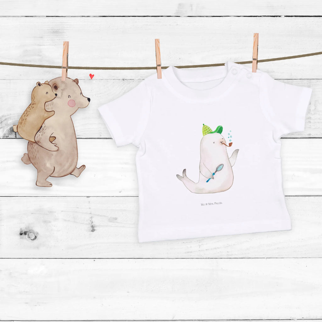 Organiczna koszulka dla niemowląt foka Sherlock Baby Shirt Klassisch, Baby Langarmshirt, Baby Shirt Grau, Baby T-Shirt, Baby Shirt Mit Spruch, Baby Oberteil, Baby Kurzarmshirt, Baby Shirt Alltag, Baby Shirt Mit Motiv, Baby Shirt Mädchen, Baby Sweatshirt, Baby Hemd, Baby Jerseyshirt, Baby Shirt Junge, Baby Shirt Weiß, Baby Top, Baby Shirt Unisex, Baby Baumwollshirt, Baby Shirt Geschenk, Baby Shirt Modern, Lustiges Baby Shirt, Baby Shirt Neutral, Baby Shirt Erstausstattung, Süßes Baby Shirt, Baby Shirt Pastell, Baby Shirt Mit Aufdruck, Baby Bio Shirt, Baby Shirt, Baby Shirt Zur Geburt, Baby Pullover, Baby Shirt Gestreift, Baby Shirt Bunt, Gute Laune, Tiermotive, Tiere, Lustige Sprüche