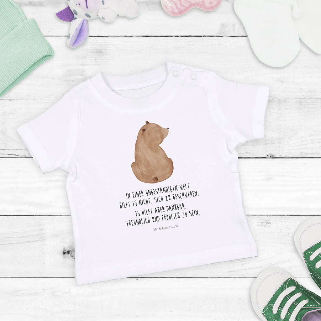 Organiczna koszulka dla niemowląt niedźwiedź spojrzenie przez ramię Baby Top, Baby Shirt Mädchen, Baby Shirt Grau, Baby Shirt, Baby Hemd, Baby Shirt Weiß, Baby Shirt Klassisch, Baby T-Shirt, Baby Shirt Gestreift, Baby Shirt Mit Motiv, Baby Shirt Bunt, Lustiges Baby Shirt, Baby Oberteil, Baby Langarmshirt, Baby Kurzarmshirt, Baby Shirt Neutral, Baby Shirt Junge, Baby Shirt Pastell, Baby Shirt Modern, Baby Shirt Alltag, Baby Shirt Geschenk, Baby Shirt Erstausstattung, Baby Sweatshirt, Baby Shirt Zur Geburt, Baby Shirt Mit Spruch, Baby Pullover, Baby Bio Shirt, Baby Shirt Mit Aufdruck, Baby Jerseyshirt, Baby Baumwollshirt, Baby Shirt Unisex, Süßes Baby Shirt, Teddy, Bär, Teddybär, Weltansicht, Selbstachtung, Weisheit, Bären, Bärenliebe, Motivation