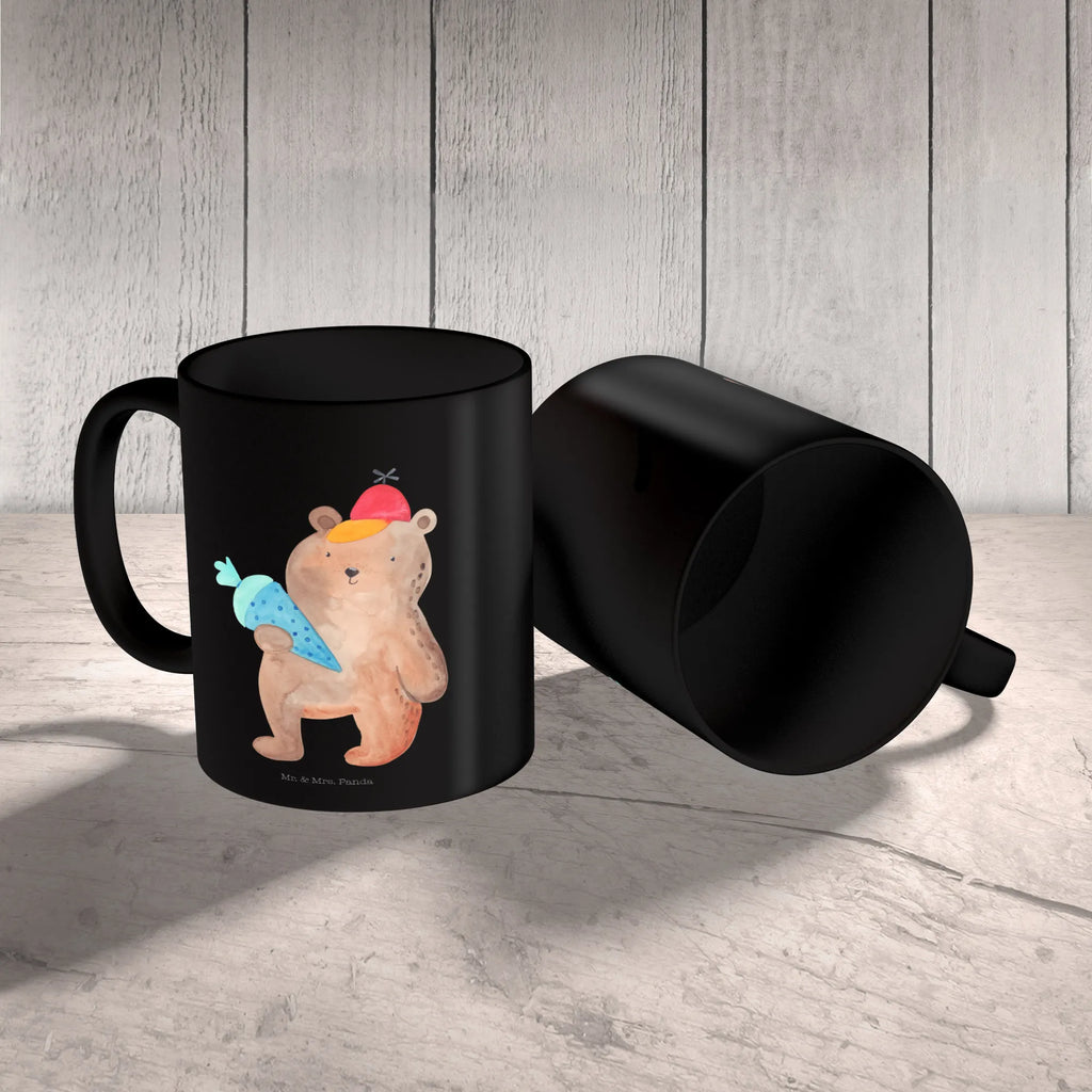 Mug bear School cone Coffee Mug, design tasse, Teepott, haferl, Kakaotasse, tasse für büro, Tasse mit Spruch, Frühstücksbecher, Geschenktasse, Kaffeetasse, Kaffeepott, Sprüchetasse, Designtasse, Mug, Kaffeebecher, Keramiktasse, Teetasse, Bedruckte Tasse, Trinktasse, kaffeetasse bedruckt, Tasse mit Motiv, Bürobecher, schöne tasse, Frühstückstasse, heißgetränkebecher, Pott, kaffeetasse keramik, hochwertige tasse, Henkelbecher, Henkeltasse, Teebecher, Keramikbecher, Dekotasse, kaffeebecher bedruckt, kaffeebecher keramik, tasse für kaffee, Becher, Tasse, Trinkbecher, Motivtasse, statement tasse, milchkaffeetasse, Bürotasse, Bär, Teddy, Teddybär, Schule Geschenk, Grundschule, Schultüte, Einschulung Geschenk, Erster Schultag Geschenk, Schulbeginn, Bär Motiv, Schulanfang