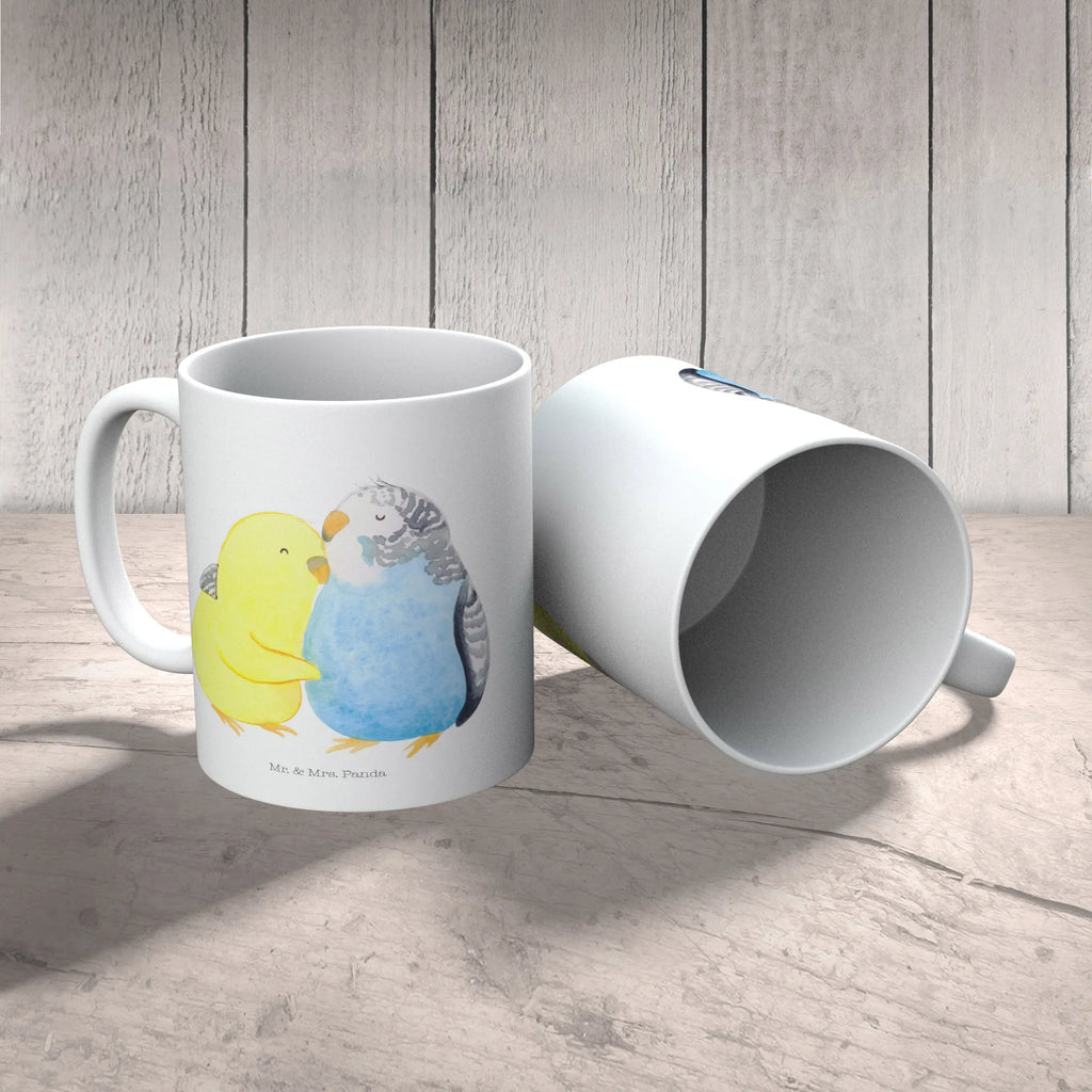 Mug Parakeets in love Geschenktasse, Tasse mit Zitaten, Porzellantasse, Bürotasse, Tasse, Keramiktasse, Teetasse, Kaffeetasse, Tasse mit Motiven, Liebe, Partner, Freund, Freundin, Ehemann, Ehefrau, Heiraten, Verlobung, Heiratsantrag, Liebesgeschenk, Jahrestag, Hocheitstag, Wellensittich, Kuscheln, Nähe, Vögel, Vertrauen