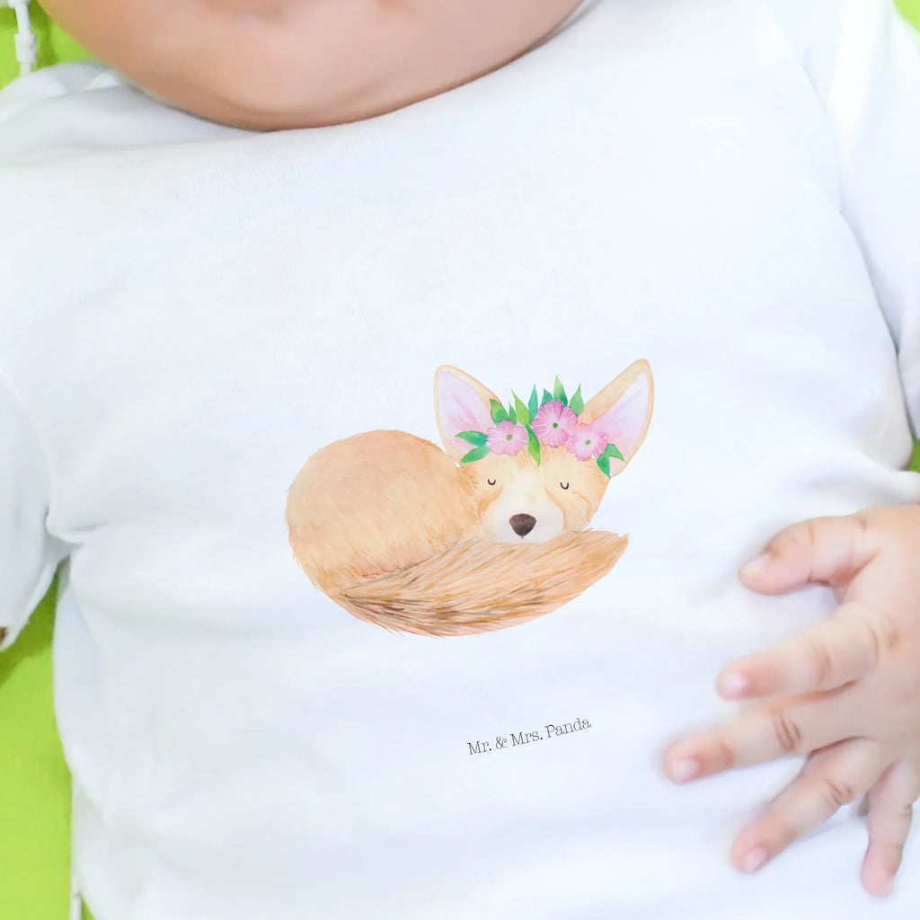 Organic Baby Shirt Wüstenfuchs Blumen Baby Bio Shirt, Baby Shirt Pastell, Baby Shirt Gestreift, Baby Shirt Weiß, Baby T-Shirt, Süßes Baby Shirt, Baby Shirt Neutral, Baby Shirt Klassisch, Baby Shirt Junge, Baby Shirt Mädchen, Baby Shirt Mit Aufdruck, Baby Shirt Modern, Baby Shirt Geschenk, Baby Shirt Unisex, Baby Jerseyshirt, Baby Shirt Mit Motiv, Baby Shirt Mit Spruch, Baby Shirt, Baby Sweatshirt, Baby Shirt Erstausstattung, Baby Pullover, Baby Kurzarmshirt, Baby Shirt Zur Geburt, Baby Top, Baby Baumwollshirt, Baby Shirt Alltag, Lustiges Baby Shirt, Baby Langarmshirt, Baby Hemd, Baby Shirt Grau, Baby Shirt Bunt, Baby Oberteil, Afrika, Wildtiere, Blumen, Wüste, Blumenkranz, Glücklich, Wüstenfuchs
