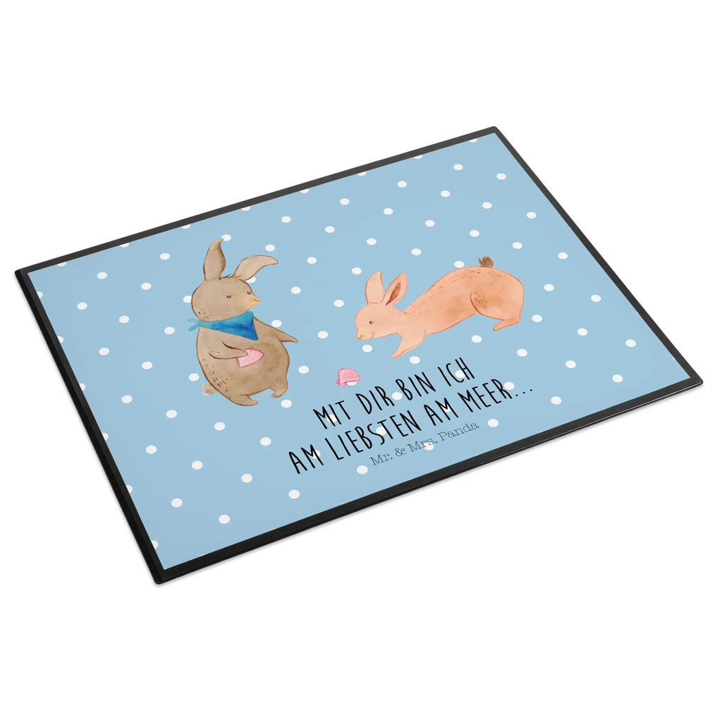 Schreibtischunterlage Hasen Muschel arbeitsmatte, Schreibtisch Matte, Tischunterlage, Schreibunterlage, schreibtischauflagen, arbeitsunterlage, schreibmatte, schreibtischunterlage, tischpad, schreibtischunterlagen, tischmatten, tischpads, schreibauflage, schreibauflagen, tischauflagen, tischauflage, Schreibtischauflage, tischmatte, Schreibtisch Unterlagen, pultunterlage, schreibtischmatte, Oma, Opa, Muttertag, Familie, Schwester, Bruder, Vatertag, Mama, Papa, Best Friends, Muscheln, BFF, Meer, Hasen, Beste Freundin, Freundin, Freundinnen, Muscheln Sammeln