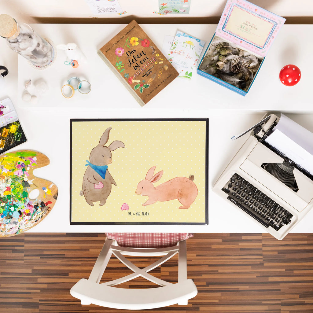 Schreibtischunterlage Hasen Muschel arbeitsmatte, Schreibtisch Matte, Tischunterlage, Schreibunterlage, schreibtischauflagen, arbeitsunterlage, schreibmatte, schreibtischunterlage, tischpad, schreibtischunterlagen, tischmatten, tischpads, schreibauflage, schreibauflagen, tischauflagen, tischauflage, Schreibtischauflage, tischmatte, Schreibtisch Unterlagen, pultunterlage, schreibtischmatte, Oma, Opa, Muttertag, Familie, Schwester, Bruder, Vatertag, Mama, Papa, Best Friends, Muscheln, BFF, Meer, Hasen, Beste Freundin, Freundin, Freundinnen, Muscheln Sammeln