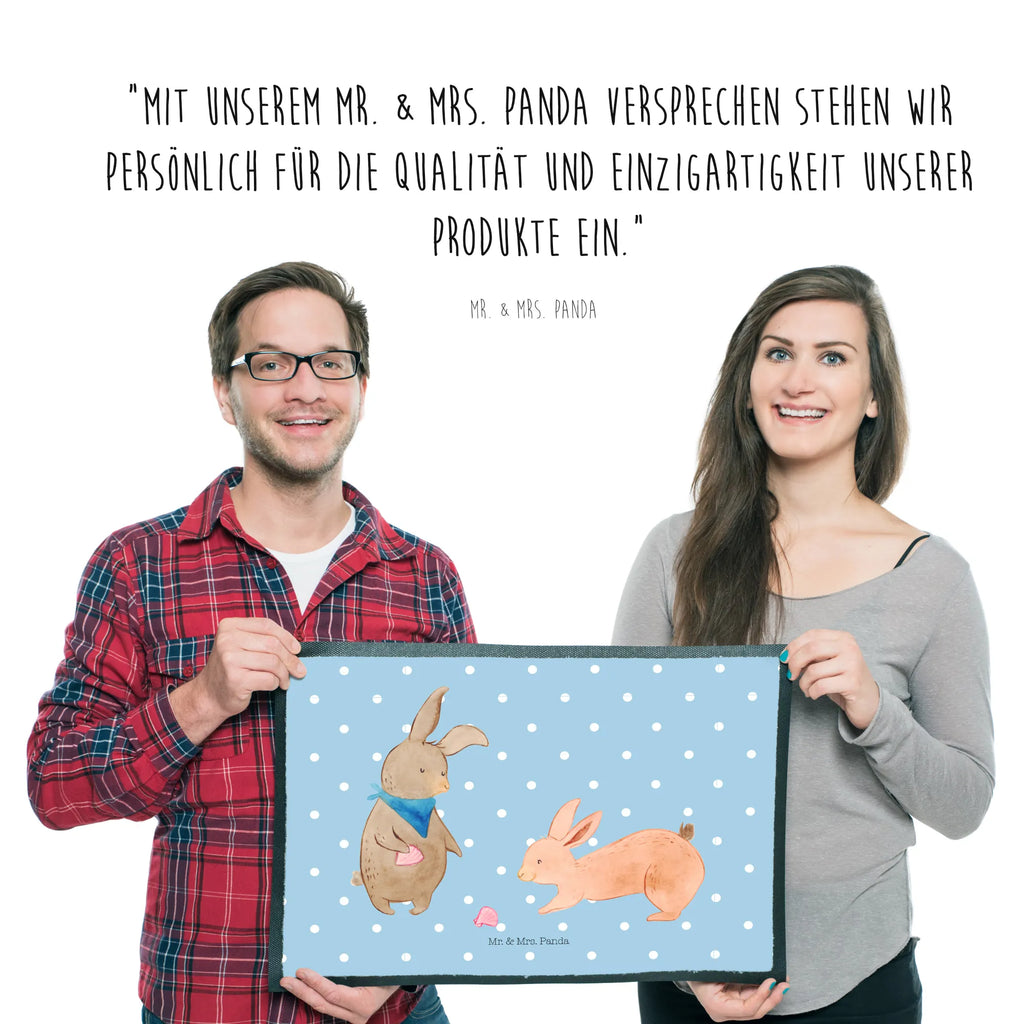 Doormat Bunnies with seashell Türvorleger, Fußabstreifer, Eingangsmatte, fußmatte, matte haustür, Schmutzmatte, Abtreter, Haustürmatte, hausmatte, Abtretmatte, Fußabtreter, Fussmatte, sauberlaufmatten, abstreifer, schmutzfangmatten, Fußmatten, Schmutzfänger, Türmatte, Schuhabstreifer, türmatten, Schmutzfangmatte, Eingangsteppich, Schmutzfangteppich, außenmatte, Sauberlaufmatte, flurmatte, Papa, Muttertag, Opa, Oma, Bruder, Schwester, Familie, Vatertag, Mama, Freundinnen, Muscheln Sammeln, Best Friends, Hasen, Beste Freundin, Freundin, Meer, BFF, Muscheln