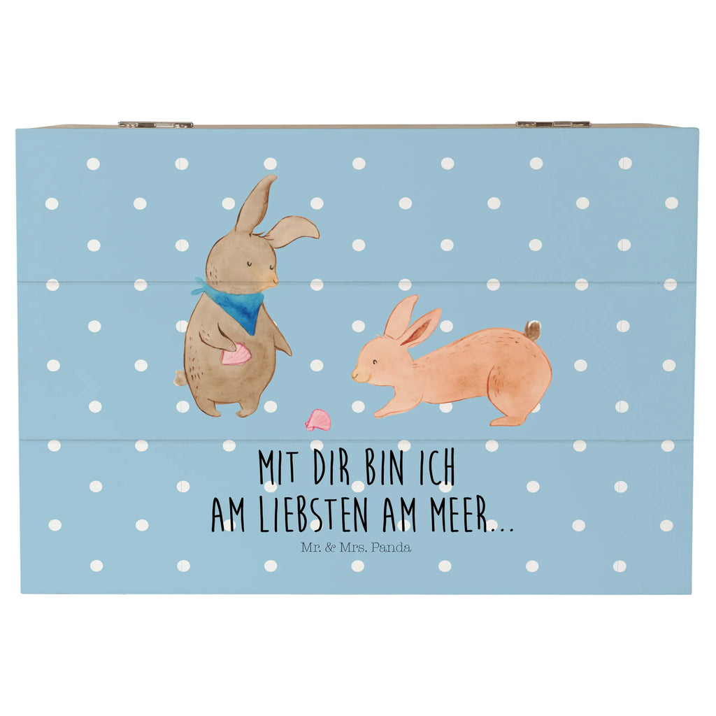 Holzkiste Hasen Muschel aufbewahrungstruhe, box holz, holzkästchen, truhe holz, holztruhen, aufbewahrungsboxen, Holzbox, Aufbewahrungsbox Holz, Holzkisten, Aufbewahrungsbox, Box aus Holz, kiste holz, Holzkiste mit Deckel, Holzkiste, Schatulle, aufbewahrungskisten, Holzbox mit Deckel, Holztruhe, holzschatulle, Aufbewahrungskiste, aufbewahrungskiste mit deckel, Holzboxen, Holz Aufbewahrungsbox, Aufbewahrungsbox aus Holz, holzschachtel, Bruder, Schwester, Familie, Opa, Oma, Papa, Mama, Vatertag, Muttertag, Hasen, Freundinnen, Meer, Beste Freundin, Muscheln Sammeln, Freundin, BFF, Muscheln, Best Friends