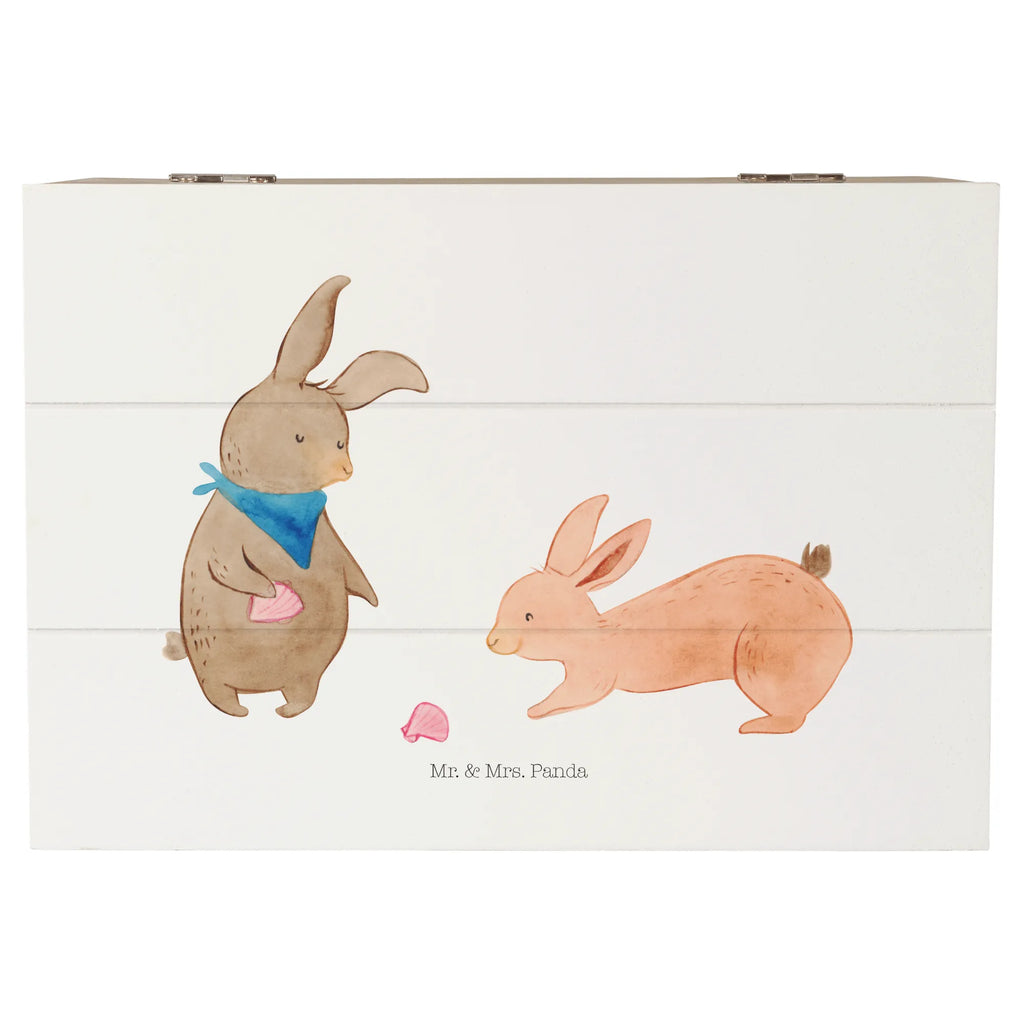 Holzkiste Hasen Muschel aufbewahrungstruhe, box holz, holzkästchen, truhe holz, holztruhen, aufbewahrungsboxen, Holzbox, Aufbewahrungsbox Holz, Holzkisten, Aufbewahrungsbox, Box aus Holz, kiste holz, Holzkiste mit Deckel, Holzkiste, Schatulle, aufbewahrungskisten, Holzbox mit Deckel, Holztruhe, holzschatulle, Aufbewahrungskiste, aufbewahrungskiste mit deckel, Holzboxen, Holz Aufbewahrungsbox, Aufbewahrungsbox aus Holz, holzschachtel, Bruder, Schwester, Familie, Opa, Oma, Papa, Mama, Vatertag, Muttertag, Hasen, Freundinnen, Meer, Beste Freundin, Muscheln Sammeln, Freundin, BFF, Muscheln, Best Friends