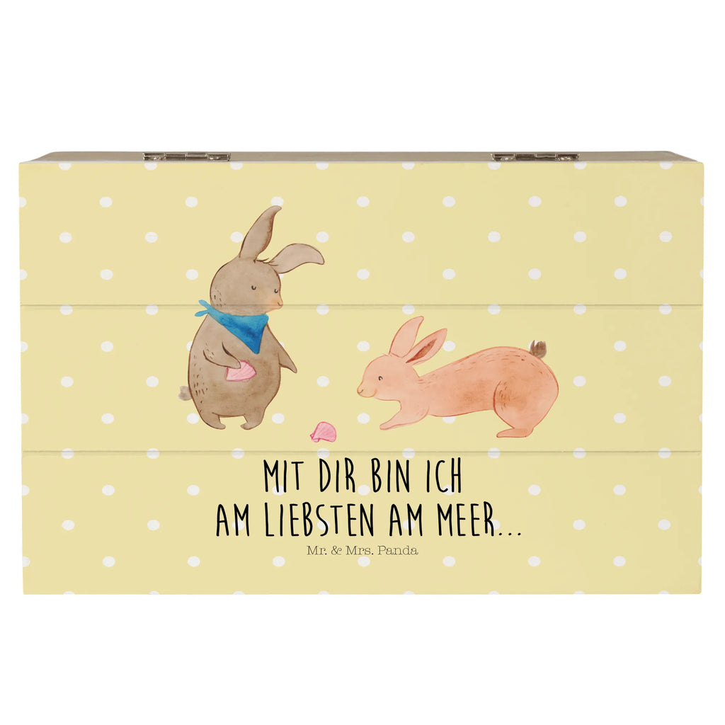 Holzkiste Hasen Muschel aufbewahrungstruhe, box holz, holzkästchen, truhe holz, holztruhen, aufbewahrungsboxen, Holzbox, Aufbewahrungsbox Holz, Holzkisten, Aufbewahrungsbox, Box aus Holz, kiste holz, Holzkiste mit Deckel, Holzkiste, Schatulle, aufbewahrungskisten, Holzbox mit Deckel, Holztruhe, holzschatulle, Aufbewahrungskiste, aufbewahrungskiste mit deckel, Holzboxen, Holz Aufbewahrungsbox, Aufbewahrungsbox aus Holz, holzschachtel, Bruder, Schwester, Familie, Opa, Oma, Papa, Mama, Vatertag, Muttertag, Hasen, Freundinnen, Meer, Beste Freundin, Muscheln Sammeln, Freundin, BFF, Muscheln, Best Friends