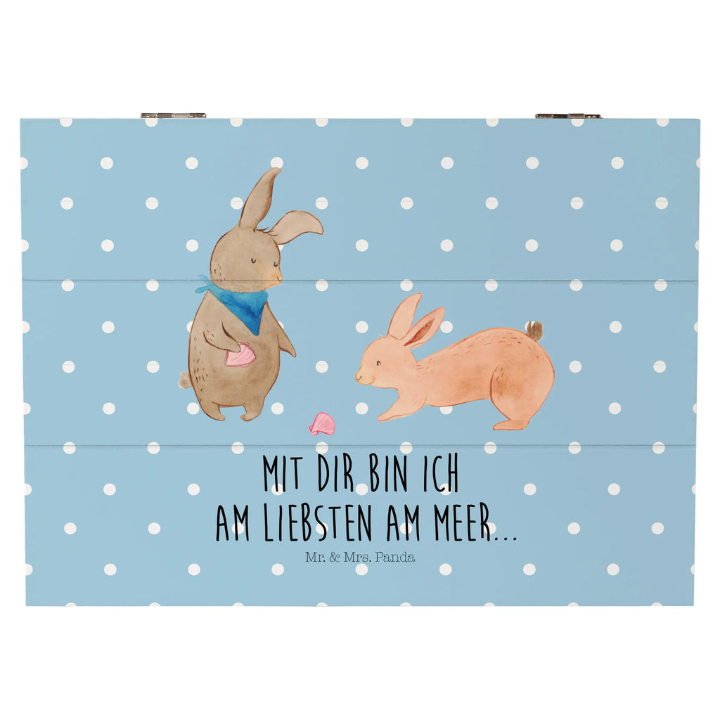 Holzkiste Hasen Muschel aufbewahrungstruhe, box holz, holzkästchen, truhe holz, holztruhen, aufbewahrungsboxen, Holzbox, Aufbewahrungsbox Holz, Holzkisten, Aufbewahrungsbox, Box aus Holz, kiste holz, Holzkiste mit Deckel, Holzkiste, Schatulle, aufbewahrungskisten, Holzbox mit Deckel, Holztruhe, holzschatulle, Aufbewahrungskiste, aufbewahrungskiste mit deckel, Holzboxen, Holz Aufbewahrungsbox, Aufbewahrungsbox aus Holz, holzschachtel, Bruder, Schwester, Familie, Opa, Oma, Papa, Mama, Vatertag, Muttertag, Hasen, Freundinnen, Meer, Beste Freundin, Muscheln Sammeln, Freundin, BFF, Muscheln, Best Friends
