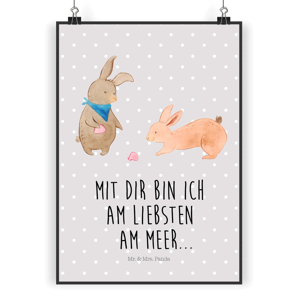 Poster Bunnies with seashell kunstdruck poster, Bild für Wand, Poster, Posterdruck, kunstposter, wanddeko, grafikposter, Bild, drucke, Wandbild, Plakat, Wandposter, Mr. & Mrs. Panda Poster, Wanddeko Bild, wanddruck, kunst für die wand, Wandschmuck, Deko Bild, Kunstdruck, wandkunst, Designposter, Wanddekoration, Papa, Familie, Mama, Schwester, Muttertag, Bruder, Vatertag, Oma, Opa, Best Friends, Freundinnen, Hasen, BFF, Meer, Freundin, Beste Freundin, Muscheln Sammeln, Muscheln