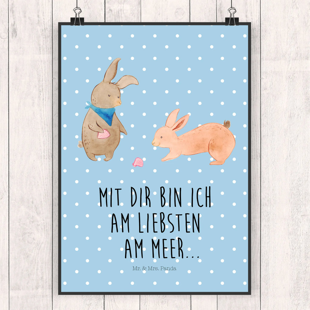 Poster Bunnies with seashell kunstdruck poster, Bild für Wand, Poster, Posterdruck, kunstposter, wanddeko, grafikposter, Bild, drucke, Wandbild, Plakat, Wandposter, Mr. & Mrs. Panda Poster, Wanddeko Bild, wanddruck, kunst für die wand, Wandschmuck, Deko Bild, Kunstdruck, wandkunst, Designposter, Wanddekoration, Papa, Familie, Mama, Schwester, Muttertag, Bruder, Vatertag, Oma, Opa, Best Friends, Freundinnen, Hasen, BFF, Meer, Freundin, Beste Freundin, Muscheln Sammeln, Muscheln