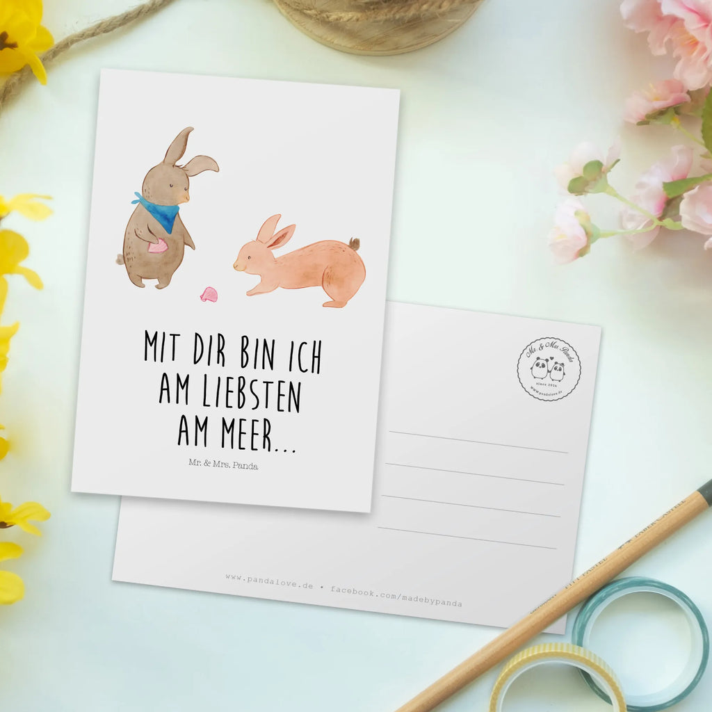 Postcard Bunnies with seashell bildkarte, Motivkarte, Postkarte, kunstkarte, Fotokarte, Ansichtskarten, einzelkarte, Kunstkarten, Ansichtskarte, spruchkarte, Grußkarte, Postkarten, Designkarte, Oma, Opa, Muttertag, Familie, Schwester, Bruder, Vatertag, Mama, Papa, Freundinnen, Hasen, Beste Freundin, Meer, Muscheln, Best Friends, BFF, Muscheln Sammeln, Freundin