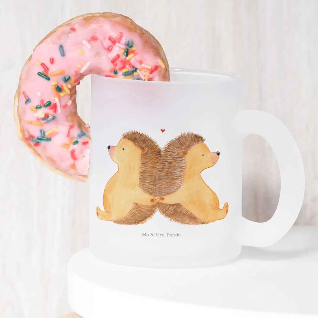 Filiżanka do herbaty Jeże trzymające się za łapki Teetasse Skandinavisch, Teetasse Mikrowellengeeignet, Tasse Für Tee, Teetasse Für Kinder, Teetasse Für Zuhause, Teetasse Modern, Teetasse Glas, Teetasse Nachhaltig, Teetasse Mit Sieb, Teetasse Klassisch, Teetasse Handgemacht, Lieblings Teetasse, Teetasse Für Büro, Teetasse Bedruckt, Teetasse Spülmaschinenfest, Teetasse Emaille, Kleine Teetasse, Teetasse Shabby Chic, Teetasse, Teetasse Mit Spruch, Doppelwandige Teetasse, Teetasse Geschenk, Teetasse Set, Lustige Teetasse, Teetasse Für Frauen, Teetasse Mit Henkel, Design Teetasse, Teetasse Vintage, Teetasse Mit Deckel, Tee Tasse, Teetasse Keramik, Teetasse Mit Motiv, Teetasse Mit Tiermotiv, Große Teetasse, Teetasse Für Männer, Teetasse Porzellan, Liebe, Partner, Freund, Freundin, Ehemann, Ehefrau, Heiraten, Verlobung, Heiratsantrag, Liebesgeschenk, Jahrestag, Hocheitstag, Liebesbeweis, Liebesbotschaft, Love, Geschenk für zwei, Lieblingsmensch, große Liebe, Igel, Igelliebe, Hochzeit, Gemeinsamkeit, Hand in Hand