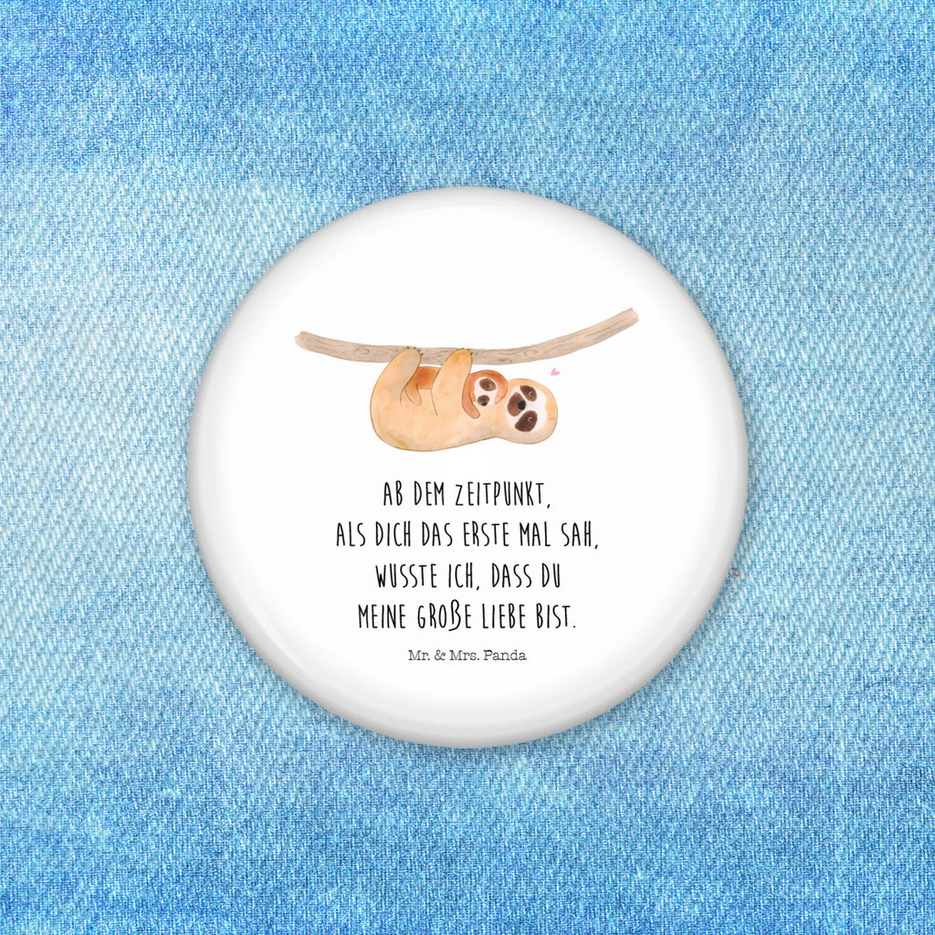 Button sloth child Festivalbutton 50 mm, Marketingbutton 50 mm, Sammlerbutton 50 mm, Button-Lieferung 50 mm, Button-Edition 50 mm, Button-Design 50 mm, Runde Buttons 50 mm, Button-Badge 50 mm, Button-Sonderedition 50 mm, Ansteckbutton 50 mm, Button-Kollektion 50 mm, Button Abzeichen 50 mm, Button-Emblem 50 mm, Button-Presse 50 mm, Button-Button 50 mm, Button-Druck 50 mm, Button-Motiv 50 mm, Button-Sujet 50 mm, Pin 50 mm, Button 50 mm, Badge 50 mm, Werbebutton 50 mm, Vereinsbutton 50 mm, Eventbutton 50 mm, Button-Set 50 mm, Button-Logo 50 mm, Button-Anstecker 50 mm, Button-Pin 50 mm, Pin-Button 50 mm, Faultier, Faultier Geschenk, Faultier Deko, Niedlichkeit, Baby, Kinder, Mutter, Mama, Geburt, Faulheit, Liebe, Kind, Spaß