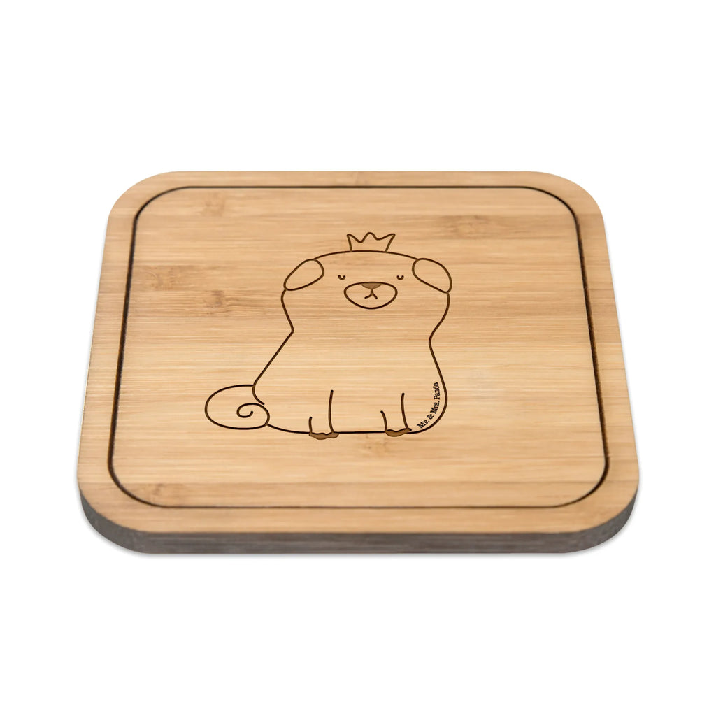 Untersetzer quadratisch Mops Krone Klassischer Getränkeuntersetzer, Handgemachter Untersetzer, Tassenunterlage, Tassenuntersetzer, Untersetzer Für Esstisch, Quadratischer Untersetzer, Glasunterlage, Kratzschutz Für Tisch, nachhhaltig Unterstzer, Bierdeckel, Korkuntersetzer Quadratisch, Untersetzer 6er Set, Untersetzer Büro, Tassen Schutz, Getränkeuntersetzer, Unterlage Für Tassen, Untersetzer 4er Set, Dekorativer Untersetzer Quadratisch, Robuster Untersetzer, Untersetzer Geschenk, Keramikuntersetzer, Untersetzer Aus Filz, Coaster Quadratisch, Filzuntersetzer Quadratisch, Nachhaltiger Untersetzer, Holzuntersetzer Quadratisch, Design Untersetzer, Untersetzer Für Wohnzimmer, Unterlage Für Gläser, Hitzebeständiger Untersetzer, Moderner Tischuntersetzer, Umweltfreundlicher Untersetzer, Tischschoner, Becheruntersetzer, Unterlage Für Becher, Schieferuntersetzer Quadratisch, Getränkeunterlage, Gläser Schutz, Untersetzer Aus Holz Quadratisch, Rutschfester Untersetzer, Untersetzer Für Küche, Glasuntersetzer, Tischuntersetzer Quadratisch, Untersetzer Aus Kork, Untersetzer Quadratisch, Bambusuntersetzer Quadratisch, Hund, Hundemotiv, Haustier, Hunderasse, Tierliebhaber, Hundebesitzer, Sprüche, Hausregel, lustig, Hundebesitzer. Spruch, allergisch, Mops, kinderlos