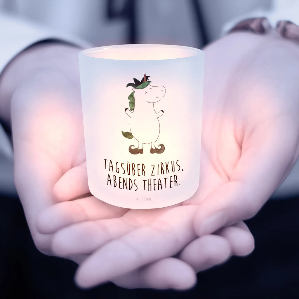 Windlicht Einhorn Joker Windlicht Draußen, Teelichthalter Glas, laterne glas, stimmungslicht, dekolicht, Deko Teelichthalter, Milchglas Teelichthalter, tisch kerzenhalter, deko kerzenhalter, Windlicht Satiniert, Windlicht Kerzenhalter, Outdoor Kerzenhalter, Windlicht Milchglas, Tisch Windlicht, Kerzenhalter Glas, Glaslaterne, Teelichthalter, Outdoor Windlicht, Kerzen Windlicht, teelichtleuchter, kerzenbehälter, Glas Teelichthalter, Kerzenhalter, teelichtglas, tischlicht, laterne teelicht, kerzenhalter klein, ambientelicht, Windlicht Glas, Windlichter, Windlicht aus Glas, glaswindlicht, lichthalter, Terrasse Windlicht, Balkon Windlicht, Lichtglas, glas kerzenhalter, teelicht windlicht, Windlicht Deko, Windlicht Klein, Glas Windlicht, Deko Windlicht, Kerzenglas, Windlicht, milchglas windlicht, Garten Windlicht, Teelicht Glas, teelichthalter klein, Unicorn, Einhorn, Einhörner, Einhorn Deko, Mittelalter, Kasper, Hofnarr, Gaukler