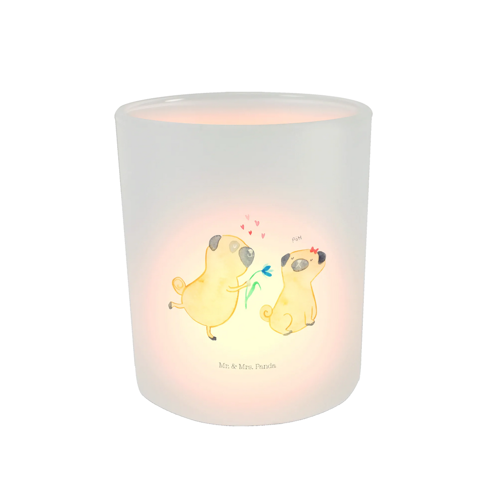Windlicht Mops Verliebt Windlicht Skandinavisch, Windlicht Garten, Teelichthalter für draußen, Windlicht Geschenk, Windlicht Vintage, Windlicht Dekoration, Teelichthalter, Windlicht Design, Windlicht Balkon, Windlicht Outdoor, Teelichthalter Outdoor, Windlicht Groß, Windlichter, Windlicht Klein, Windlicht, Windlicht Romantisch, Windlicht Draußen, Teelicht Glas, Windlicht Wohnzimmer, Windlicht Handgemacht, Windlicht Terrasse, Windlicht Boho, Windlicht Modern, Windlicht Glas, Windlicht Laterne, Windlicht Für Draußen, Windlicht Kerzenhalter, Windlicht Nachhaltig, Hund, Hundemotiv, Haustier, Hunderasse, Tierliebhaber, Hundebesitzer, Sprüche, Liebe, verliebt, Geschenk Freund, Möpse, Mops, Partner, Hundeliebe, Liebesspruch. Verlobt