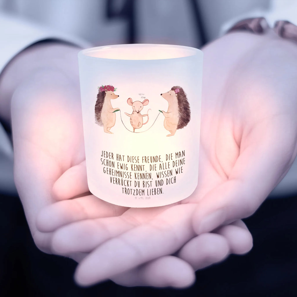 Windlicht Igel Seilhüpfen Windlicht, Balkon Windlicht, Glaslaterne, Deko Teelichthalter, laterne glas, Windlicht Klein, teelichthalter klein, Glas Teelichthalter, Teelichthalter Glas, Lichtglas, Kerzen Windlicht, Tisch Windlicht, teelichtglas, Kerzenhalter Glas, Deko Windlicht, Teelicht Glas, teelichtleuchter, Windlicht Glas, teelicht windlicht, lichthalter, Windlicht Milchglas, kerzenbehälter, glaswindlicht, Garten Windlicht, dekolicht, laterne teelicht, Windlicht Deko, Windlicht Satiniert, Kerzenglas, tisch kerzenhalter, Glas Windlicht, Milchglas Teelichthalter, Outdoor Kerzenhalter, Windlichter, Outdoor Windlicht, Windlicht aus Glas, stimmungslicht, milchglas windlicht, ambientelicht, deko kerzenhalter, Windlicht Kerzenhalter, Teelichthalter, kerzenhalter klein, glas kerzenhalter, Terrasse Windlicht, tischlicht, Windlicht Draußen, Kerzenhalter, Lustige Sprüche, Tiere, Tiermotive, Gute Laune, Seilspringen, Kinder, Kindergarten, Seilhüpfen, Maus, Igel