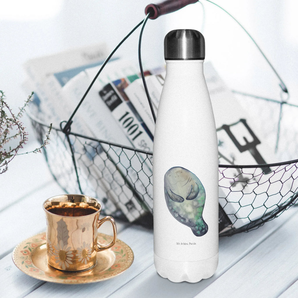 Insulated bottle manatee happy Thermosflasche BPA-Frei, Sommergetränk, Isolierflasche Heißgetränke, Thermoflasche, Thermosflasche Für Unterwegs, Thermosflasche 1 Liter, Thermosflasche Nachhaltig, Thermosflasche Für Outdoor, Thermosflasche Mit Drehverschluss, Thermosflasche Kinder, Edelstahlflasche, Thermosflasche Reisen, Thermoskanne Unterwegs, Thermoflasche Edelstahl, Isolierkanne, Thermosflasche Damen, Flasche, Thermosflasche Modern, Warmhalteflasche, Thermosflasche Für Wasser, Thermosflasche Wandern, Thermos, Robuste Thermosflasche, Thermosflasche Für Büro, Isolierflasche Kaltgetränke, Thermosflasche 750ml, Doppelwandige Trinkflasche, Thermosflasche Für Kaffee, Vakuumflasche, Thermosflasche Für Tee, Thermosflasche Herren, Thermosflasche Für Sport, Sommerflasche, Spülmaschinenfeste Thermosflasche, Thermosflasche Mit Trinkverschluss, Trinkflasche Isoliert, Umweltfreundliche Thermosflasche, Auslaufsichere Thermosflasche, Thermosflasche Klassisch, Thermosflasche Für Schule, Isolierflasche, Leichte Thermosflasche, Thermosflasche 500ml, Thermosflasche, Flasche für Kohlensäure, Kalthalteflasche, Thermosflasche Outdoor, Meerestiere, Meer, Urlaub, Neustart, Selbstliebe, Freundin, Zufrieden, Neuanfang, Respekt, Seekuh, Achtsamkeit, Seekühe, Liebeskummer