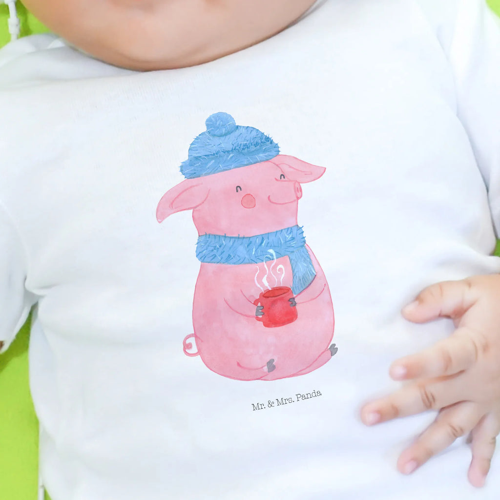 Organiczna koszulka dla niemowląt świnia grzane wino Baby Shirt Modern, Baby Langarmshirt, Baby Shirt Mit Spruch, Baby Shirt, Baby Shirt Bunt, Baby Shirt Mit Aufdruck, Baby Jerseyshirt, Baby Bio Shirt, Lustiges Baby Shirt, Baby Shirt Klassisch, Süßes Baby Shirt, Baby Kurzarmshirt, Baby Baumwollshirt, Baby Shirt Pastell, Baby Shirt Junge, Baby Shirt Neutral, Baby Shirt Grau, Baby Shirt Gestreift, Baby Shirt Alltag, Baby Shirt Erstausstattung, Baby Shirt Unisex, Baby T-Shirt, Baby Shirt Weiß, Baby Top, Baby Shirt Mädchen, Baby Oberteil, Baby Pullover, Baby Shirt Mit Motiv, Baby Sweatshirt, Baby Shirt Zur Geburt, Baby Shirt Geschenk, Baby Hemd, Weihnachten, Winter, Weihnachtsdeko, Nikolaus, Advent, Heiligabend, Wintermotiv, Glühwein, Weihnachtsmarkt, Punsch, Glühschwein