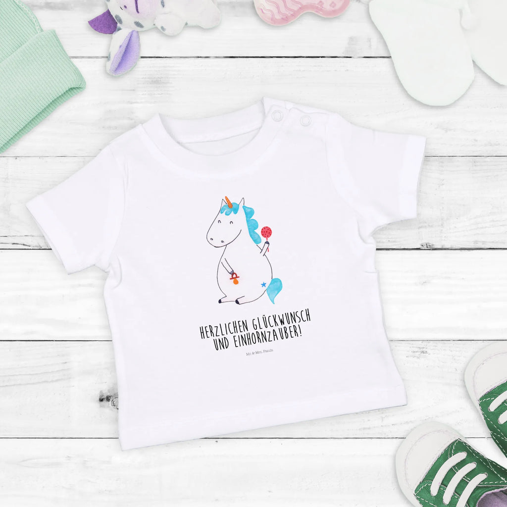 Organiczna koszulka dla niemowląt jednorożec Dziecko Baby Shirt Gestreift, Baby Shirt Mit Aufdruck, Baby Shirt Erstausstattung, Baby Shirt Mit Spruch, Baby T-Shirt, Baby Shirt Weiß, Baby Kurzarmshirt, Baby Shirt, Baby Shirt Modern, Baby Shirt Grau, Baby Shirt Bunt, Baby Top, Baby Baumwollshirt, Baby Oberteil, Baby Shirt Neutral, Baby Shirt Mit Motiv, Baby Shirt Alltag, Baby Jerseyshirt, Baby Pullover, Baby Shirt Unisex, Baby Shirt Geschenk, Lustiges Baby Shirt, Baby Shirt Zur Geburt, Süßes Baby Shirt, Baby Shirt Pastell, Baby Shirt Klassisch, Baby Shirt Mädchen, Baby Shirt Junge, Baby Langarmshirt, Baby Hemd, Baby Bio Shirt, Baby Sweatshirt, Unicorn, Einhorn Deko, Einhorn, Einhörner, Nachwuchs, Geburtstag, Schnuller, Geburt, Party, Erstes Kind, Kind, Baby, Babyglück, Mutter, Eltern