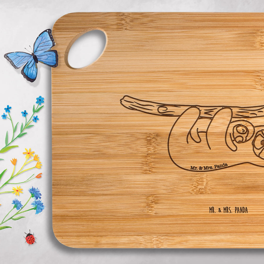 Bamboo chopping board sloth child Bambusbrett Spülmaschinenfest, Küchenbrett Bambus, Bambusbrettchen, Schneidebrett Für Brot, Frühstücksbrett Bambus, Küchenbrett Bambus Modern, Küchenbrett Naturmaterial, Bambusbrett Küche, Schneidebrett Design Bambus, Schneidebrett Aus Bambus, Bambus Schneidebrett, Schneidebrett Nachhaltig, Schneidebrett Für Fleisch, Schneidebrett Für Gemüse, Schneidebrett Für Käse, Schneidebrett Umweltfreundlich, Frühstücksbrettchen Aus Bambus, Schneidebrett Holz Bambus, Schneidbrett Bambus, Schneidebrett Bambus Mit Saftrille, Bambus Küchenbrettchen, Schneidebrett Holzoptik Nachhaltig, Bambus Schneidunterlage, Schneidebrett Bambus Groß, Schneidebrett Bambus Klein, Bambus Küchenbrett Holzoptik, Bambus Schneidebrett Langlebig, Schneidebrett Antibakteriell, Küchenzubehör Bambus, Faultier, Faultier Geschenk, Faultier Deko, Mama, Geburt, Baby, Kind, Liebe, Kinder, Spaß, Niedlichkeit, Mutter, Faulheit