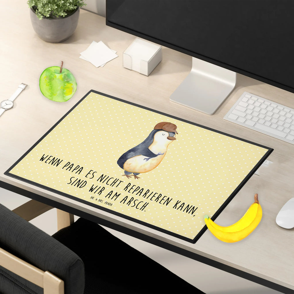 Desk pad If Daddy can't fix it, we're screwed. pultunterlage, Tischunterlage, schreibmatte, schreibauflagen, Schreibtisch Unterlagen, schreibauflage, schreibtischmatte, schreibtischauflagen, tischauflagen, Schreibtischauflage, Schreibtisch Matte, tischpads, tischpad, arbeitsmatte, arbeitsunterlage, schreibtischunterlage, tischauflage, Schreibunterlage, tischmatte, tischmatten, schreibtischunterlagen, Oma, Opa, Muttertag, Familie, Schwester, Bruder, Vatertag, Mama, Papa, Bester Papa Der Welt, Geschenk Papa, Vater
