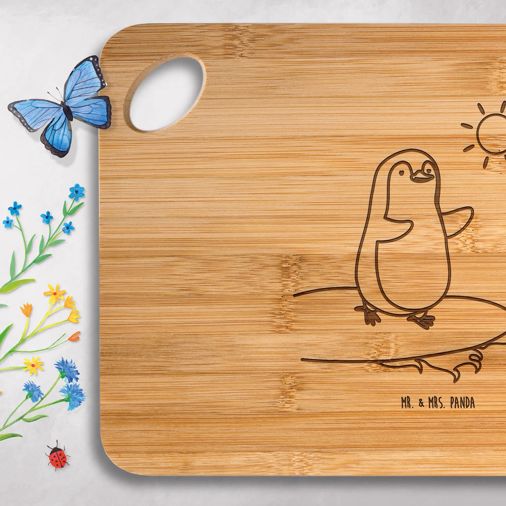 Holzbrettchen Pinguin Surfer Holzbrettchen, Holzbrett, Servierbrett, Brett, Schneidebrett, Frühstücksbrett, Küchenbrett, Hackbrett, Pinguin, Wellen reiten, surfen, Wellen, Portugal, Pinguine, Hawaii, Surfer, Urlaub