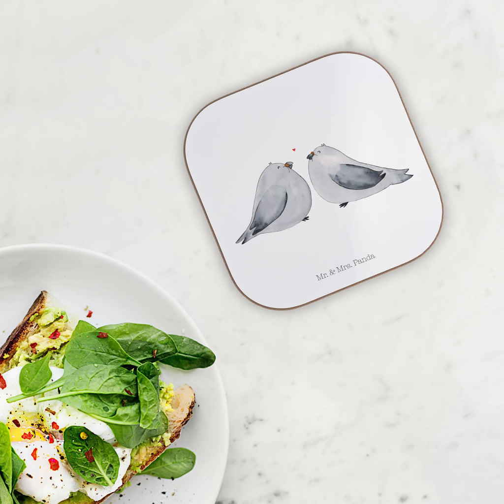 Podkładka gołębie Miłość Untersetzer Gläser, bieruntersetzer, Becheruntersetzer, Tassenuntersetzer, Tischuntersetzer, garten untersetzer, Glasuntersetzer, Tassen Untersetzer, Tischschoner, Flaschenuntersetzer, esstisch untersetzer, eckiger untersetzer, Holzuntersetzer, weinflaschenuntersetzer, Baruntersetzer, Coaster, hartfaser untersetzer, Teeuntersetzer, Quadratischer Untersetzer, Untersetzer Glas, bar untersetzer, weinglasuntersetzer, schutzuntersetzer, Untersetzer, deko untersetzer, Untersetzer für Gläser, Untersetzer Kaffee, Untersetzer Tasse, party untersetzer, weinuntersetzer, gläseruntersetzer, Untersetzer Tee, unterleger, Getränkeuntersetzer, Kaffeeuntersetzer, Untersetzer Quadratisch, hartfaseruntersetzer, grill untersetzer, Design Untersetzer, Hochzeitskarte, Hochzeit, Hochzeitsgeschenk, Trauungsgeschenk, Hochzeitsgeschenke für Brautpaar, Hochzeitsgeschenkideen, Hochzeitsfeier, Verlobungsfeier, Verlobungsgeschenk, Trauung, Ehe, Freundin, Freund, Paargeschenk, Liebe, Turteltaube, Turteltauben, Tauben, Taube, Paar