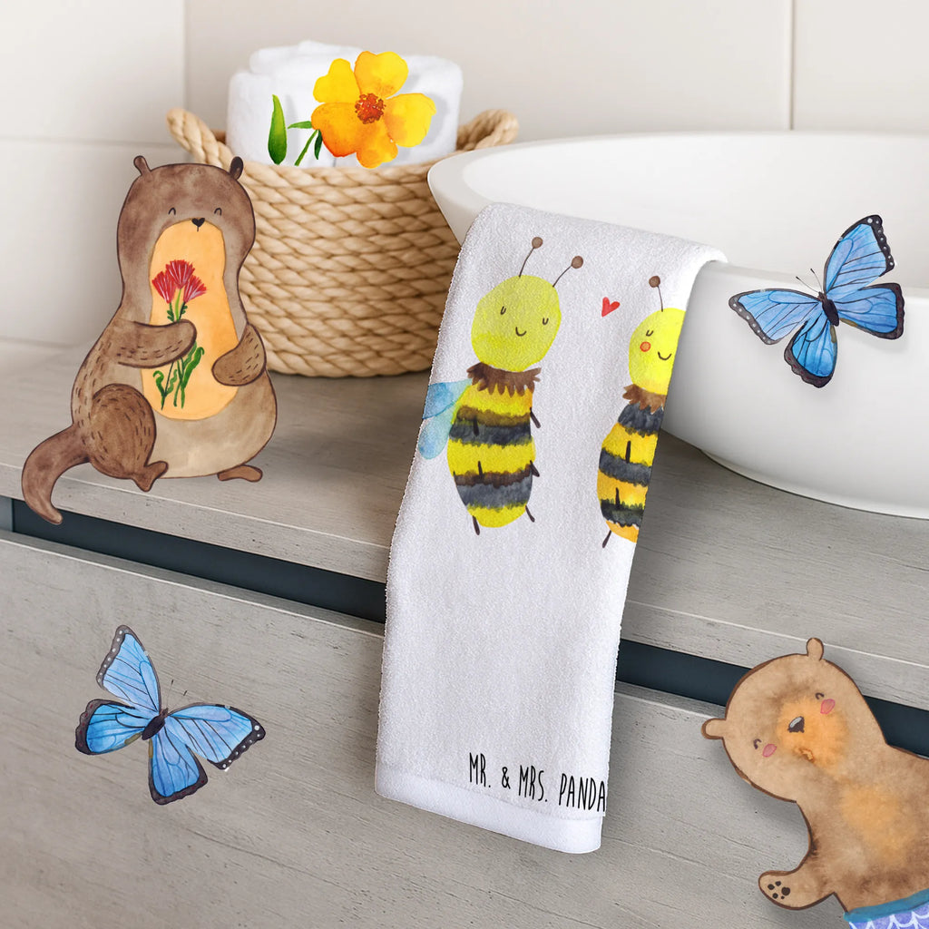 Guest towel bee In love Handtuch 50x100, Handtuch, bad handtuch, handtücher, Gästehandtücher, handtücher 50x100, reisehandtücher, Mittelgroßes Handtuch, gesichtshandtuch, sporthandtücher, sporthandtuch, Duschtuch, frotteehandtücher, Reisehandtuch, gesichtstuch, handtuch bad, handtuch badezimmer, Kinderhandtuch, baumwollhandtücher, Gästehandtuch, kinderhandtücher, Biene, Wespe, Hummel