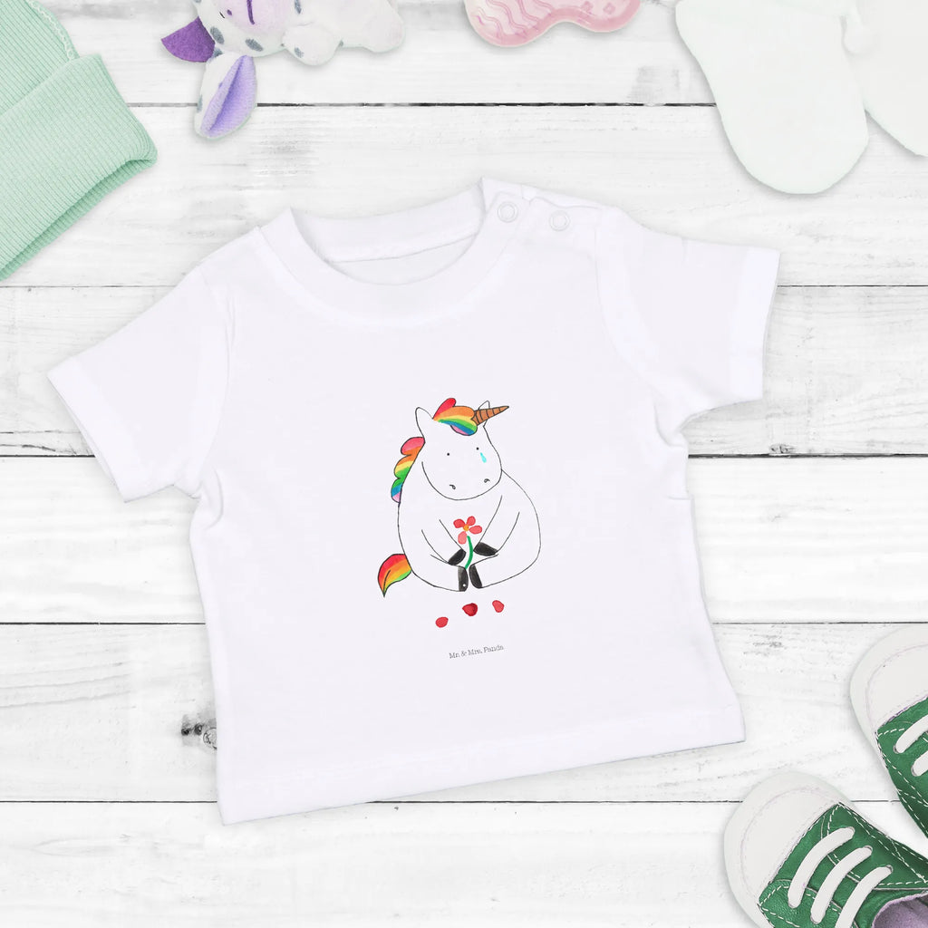 Organiczna koszulka dla niemowląt Jednorożec Smutny Baby Jerseyshirt, Baby Shirt Neutral, Baby Bio Shirt, Baby Shirt Geschenk, Baby Shirt Gestreift, Baby Shirt Zur Geburt, Baby Shirt Klassisch, Baby Kurzarmshirt, Baby Oberteil, Baby Shirt Pastell, Baby Sweatshirt, Baby Shirt Mit Spruch, Baby Shirt Bunt, Baby Shirt Mädchen, Baby Shirt Junge, Baby Shirt Erstausstattung, Baby Langarmshirt, Lustiges Baby Shirt, Baby Shirt Modern, Baby Shirt, Baby Shirt Unisex, Baby Shirt Grau, Baby Shirt Mit Aufdruck, Süßes Baby Shirt, Baby Shirt Weiß, Baby Shirt Mit Motiv, Baby T-Shirt, Baby Shirt Alltag, Baby Hemd, Baby Pullover, Baby Baumwollshirt, Baby Top, Einhorn, Einhörner, Einhorn Deko, Unicorn, Trösten. Freundschaft, Freunde, Grußkarte, Liebe, Trauer, Blume, Glitzer