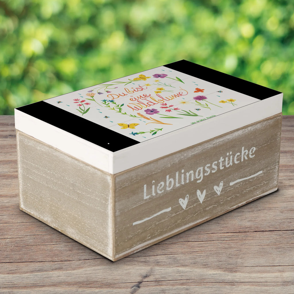Holzkiste Du bist eine Wildblume Holzbox mit Deckel, Schatulle, Holz Aufbewahrungsbox, holzkästchen, box holz, Box aus Holz, holzschachtel, aufbewahrungstruhe, holzschatulle, aufbewahrungskisten, holztruhen, kiste holz, Holzkiste, Holzkiste mit Deckel, Holzbox, Aufbewahrungsbox, Holzkisten, aufbewahrungsboxen, Aufbewahrungsbox aus Holz, Holztruhe, Holzboxen, aufbewahrungskiste mit deckel, Aufbewahrungsbox Holz, truhe holz, Aufbewahrungskiste, Dekoration, Abenteuer, Natur, Outdoor, Blumen Deko, Frühlings Deko, Sommer Deko, positive Botschaft, Naturliebhaber, Geschenk Frauen, Wild, Blumen Motiv, Wildblume, Geschenk Freundin, Natur Motiv, Jahrestag, Hochzeitstag, Kompliment