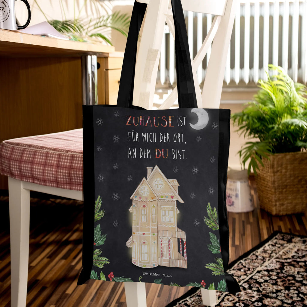 Torba Piernikowy domek Laptoptasche, schultertasche baumwolle, stoff shopper, einkaufsshopper, Uni Tasche, tragbeutel, einkaufstasche baumwolle, Alltagstasche, universaltasche, Baumwolltasche, henkeltasche baumwolle, baumwoll shopper, Jutebeutel, umhängetasche baumwolle, dokumententasche, Unitasche, Umhängetasche, textilbeutel, Einkaufstüte, festivaltasche, Baumwoll-Shopper, Stoffbeutel, textiltasche, umhängebeutel, Tüte, Schultertasche, Jutetasche, Büchertasche, Beutel, tragetasche baumwolle, freizeitbeutel, Henkeltasche, tasche baumwolle, beutel baumwolle, Baumwollbeutel, Baumwoll-Tragetasche, Stofftasche, Shopper, Shopping Tasche, campus tasche, Einkaufstasche, Schultasche, festival tasche, canvas tasche, schulterbeutel, studententasche, Tote Bag, Tasche, stofftasche baumwolle, Schulbeutel, Stoff-Tragetasche, totebag, Einkaufsbeutel, Tragetasche, Strandtasche, Freizeittasche, Weihnachten, Winter, Weihnachtsdeko, Nikolaus, Advent, Heiligabend, Wintermotiv