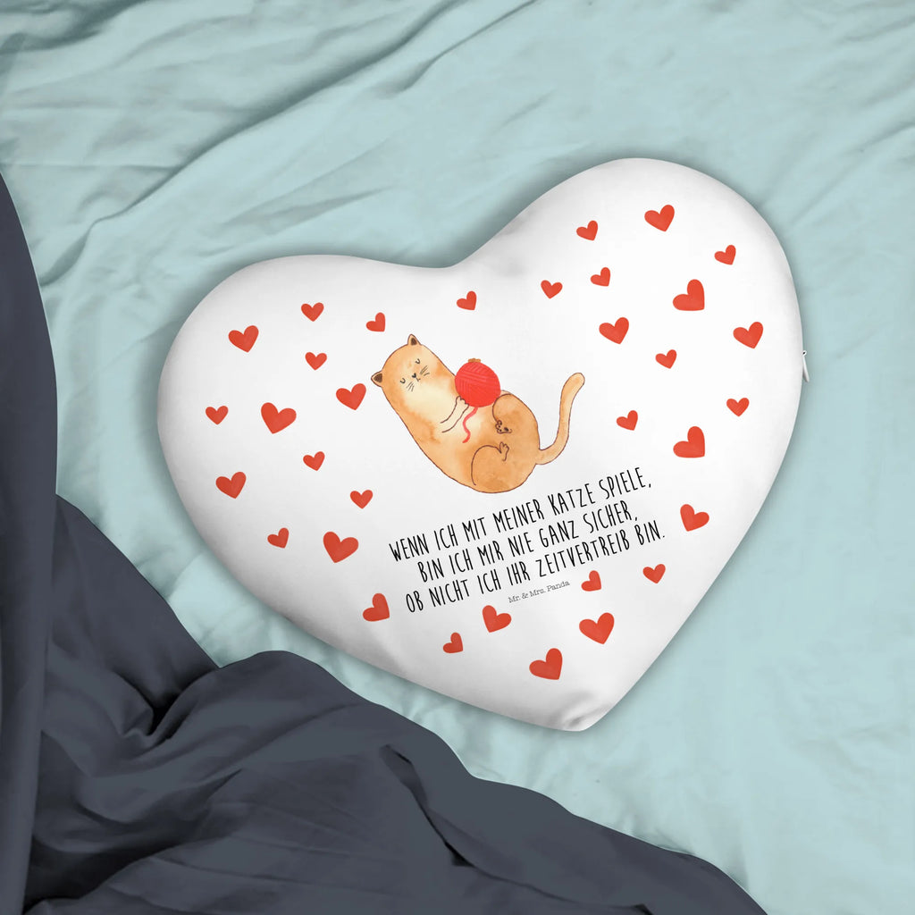 Herzkissen Katzen Wollknäul Plüsch Herzkissen, Herz Kissen Plüsch, Sofa Herzkissen, Herz Kissen, Herzkissen Hochzeit, Liebesbeweis Kissen, Samt Herzkissen, Schmusekissen Herzform, Herzkissen Mit Spruch, Valentinskissen, Herzkissen Geburtstag, Großes Herzkissen, Weiches Herzkissen, Weißes Herzkissen, Handgemachtes Herzkissen, Herzkissen Mit Aufdruck, Herzförmiges Kuschelkissen, Flauschiges Herz Kissen, Samtiges Herzkissen, Herzkissen Für Paare, Kuscheliges Herzkissen, Herz Kissen Rot, Kreatives Herz Kissen, Mini Herz Kissen, Herzkissen, Design Herzkissen, Deko Herzkissen, Herzkissen Für Kinder, Romantisches Herzkissen, Herz Pillow, XXL Herzkissen, Liebeskissen, Herzförmiges Dekokissen, Dekokissen Herzform, Herz Kissen Set, Geschenk Herzkissen, Herzkissen Mit Motiv, Herzförmiges Kissen, Kleines Herzkissen, Buntes Herzkissen, Bett Herzkissen, Kuschelkissen Herz, Herzkissen Valentinstag, Katze, Katzenmotiv, Katzenfan, Katzendeko, Katzenfreund, Katzenliebhaber, Katzenprodukte, Katzenartikel, Katzenaccessoires, Katzensouvenirs, Katzenliebhaberprodukte, Katzenmotive, Kater, Katzenbesitzerin, verspielt, Spiel, Haustier, Wolle, Mietze, Katzenhalter, Cats, Katzen, Cat, Wollknäuel, Spielen