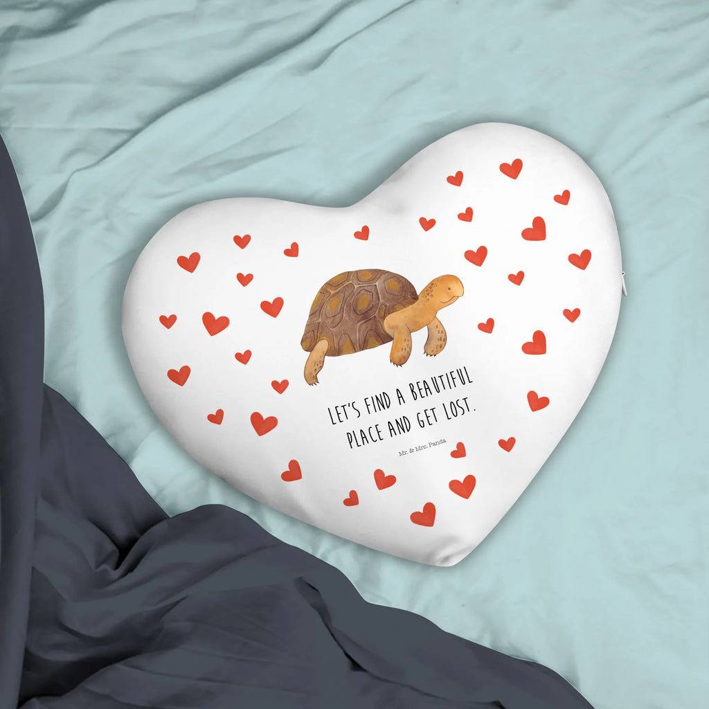 Heart cushion tortoise March Romantisches Herzkissen, Mini Herz Kissen, Buntes Herzkissen, Deko Herzkissen, Herzkissen Für Paare, Weißes Herzkissen, Herz Kissen Rot, Valentinskissen, Herzkissen Geburtstag, Herzkissen Mit Motiv, Design Herzkissen, Herzkissen Valentinstag, Samtiges Herzkissen, Herzkissen, Samt Herzkissen, Herz Kissen, Dekokissen Herzform, Geschenk Herzkissen, Jahrestag, XXL Herzkissen, Herzförmiges Dekokissen, Herz Kissen Set, Herzkissen Mit Aufdruck, Herzkissen Für Kinder, Herz Kissen Plüsch, Kuscheliges Herzkissen, Großes Herzkissen, Schmusekissen Herzform, Kreatives Herz Kissen, Herzförmiges Kissen, Herzförmiges Kuschelkissen, Verlobung, Liebeskissen, Handgemachtes Herzkissen, Herzkissen Mit Spruch, Kleines Herzkissen, Flauschiges Herz Kissen, Liebesbeweis Kissen, Sofa Herzkissen, Valentinstag, Herzkissen Hochzeit, Bett Herzkissen, Herz Pillow, Kuschelkissen Herz, Weiches Herzkissen, Plüsch Herzkissen, Meer, Urlaub, Meerestiere, Motivation, Neustart, Reiselust, Get Lost, Abenteuer, Schildkröten, Lieblingsmensch, Inspiration, Schildkröte